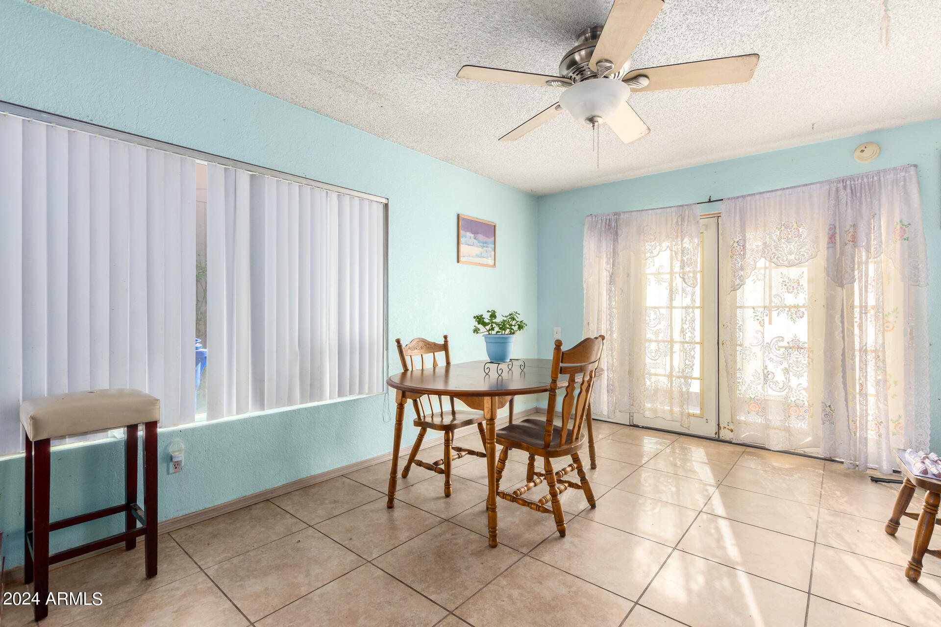 5617 S SAILORS REEF Road