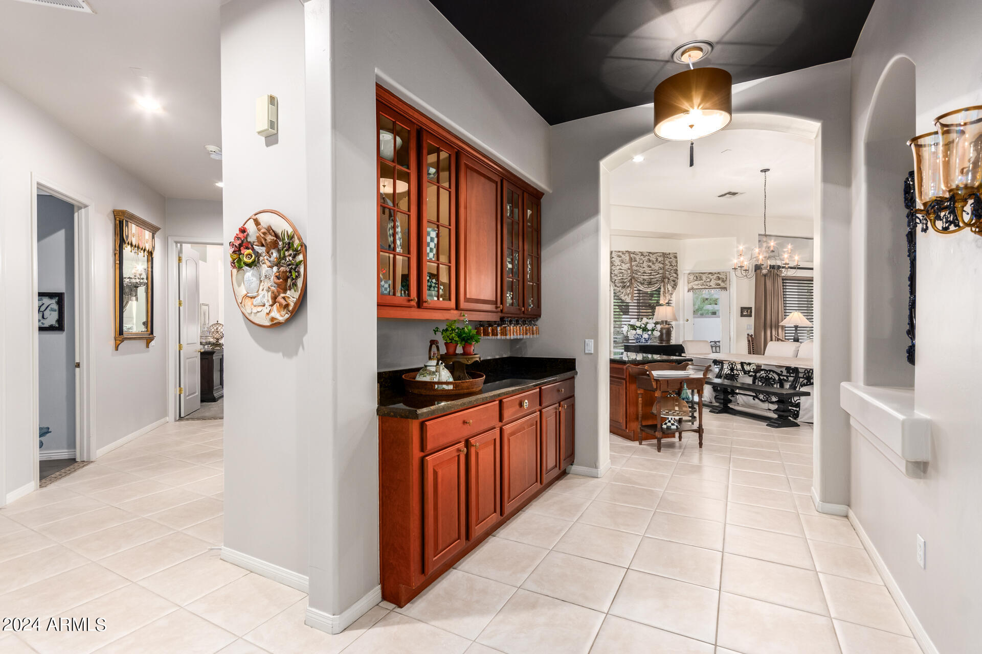 2333 W SPRUCE Drive