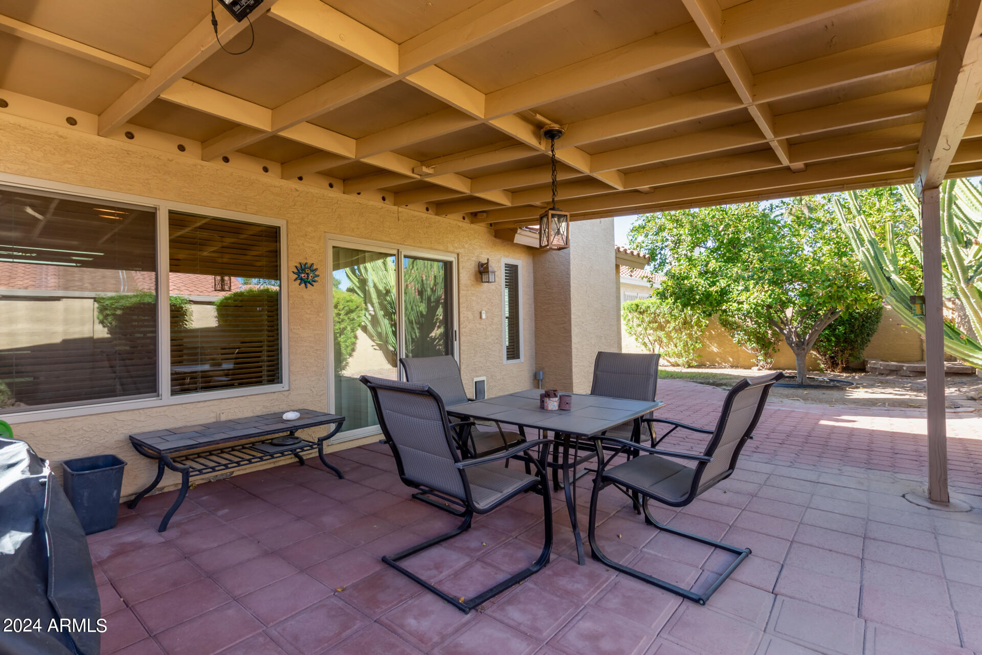 1389 N BULLMOOSE Court