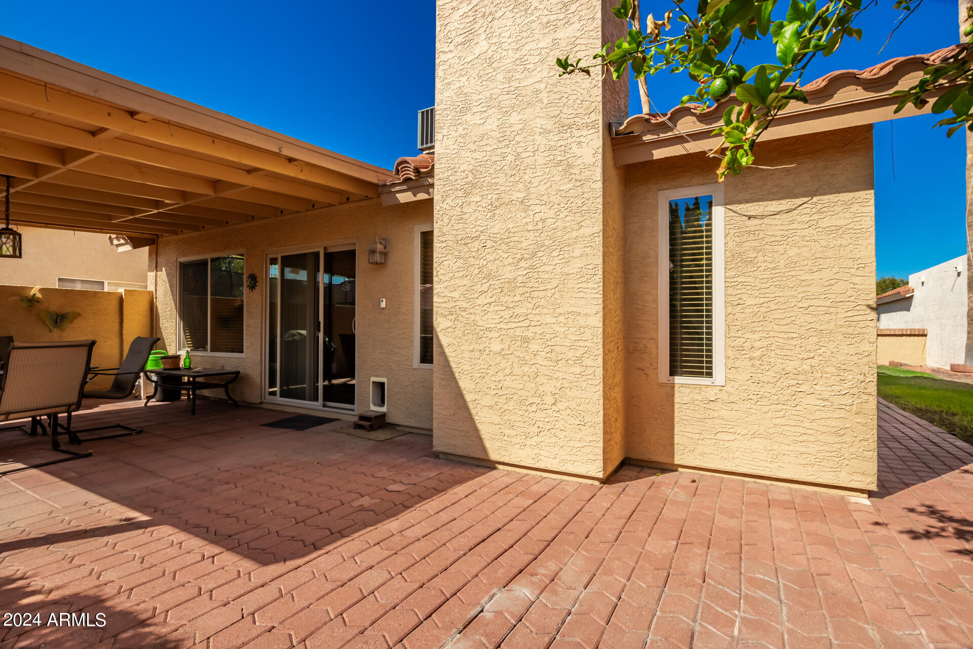 1389 N BULLMOOSE Court