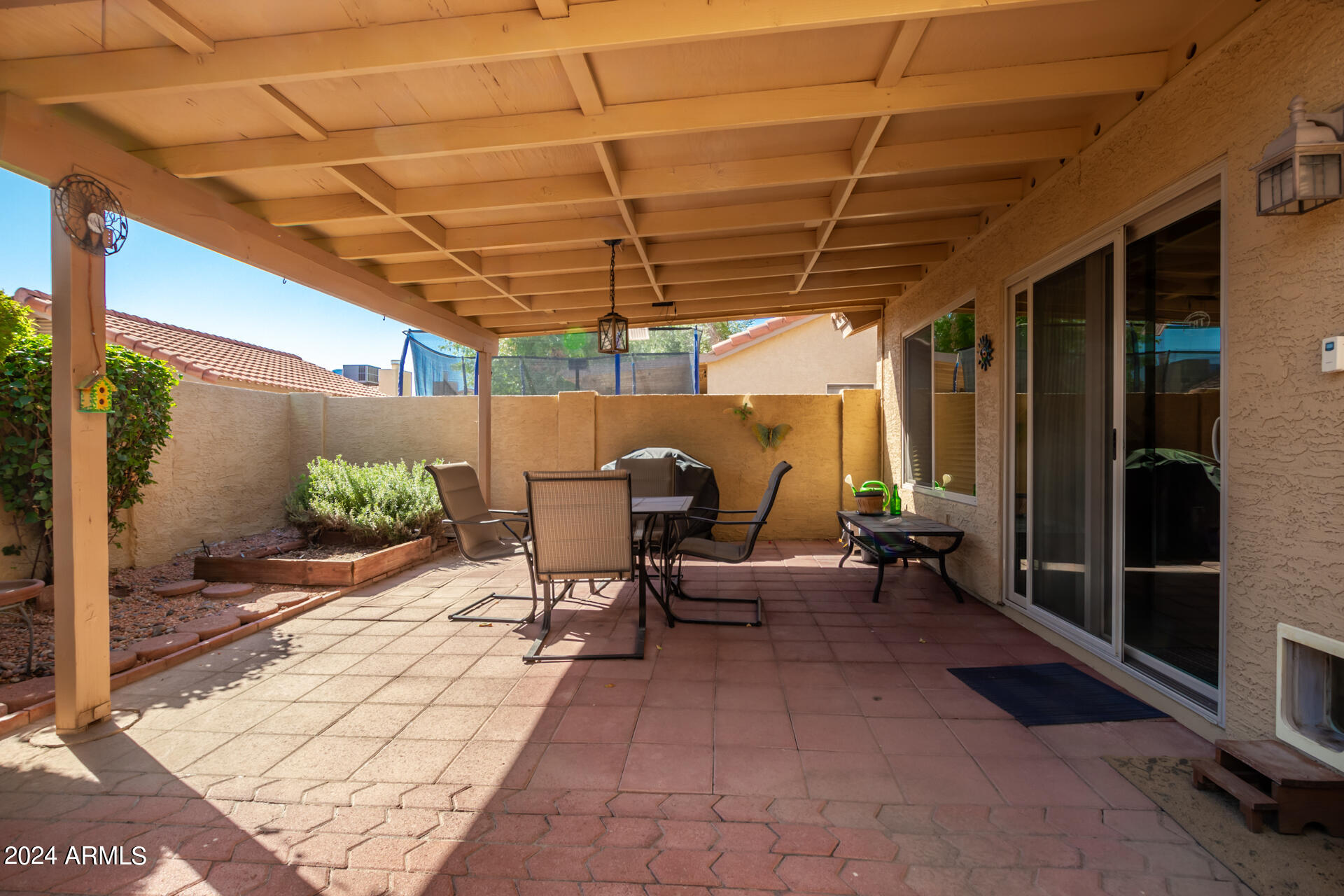1389 N BULLMOOSE Court