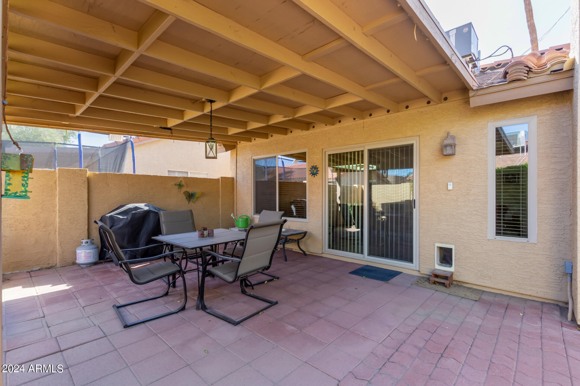 1389 N BULLMOOSE Court
