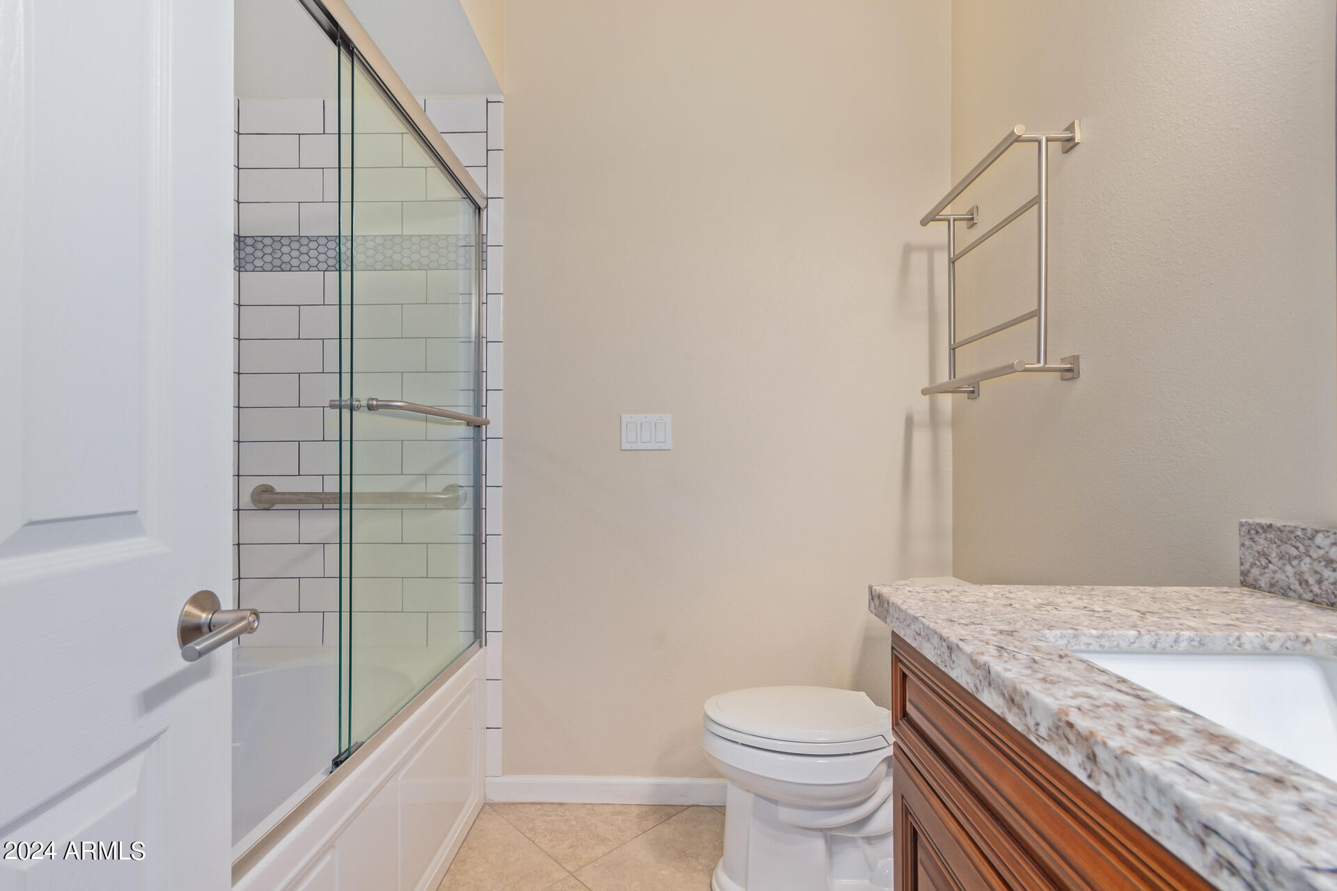 4525 N 66TH Street, 33