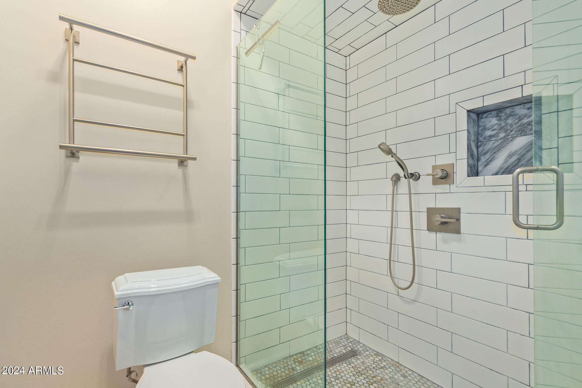 4525 N 66TH Street, 33