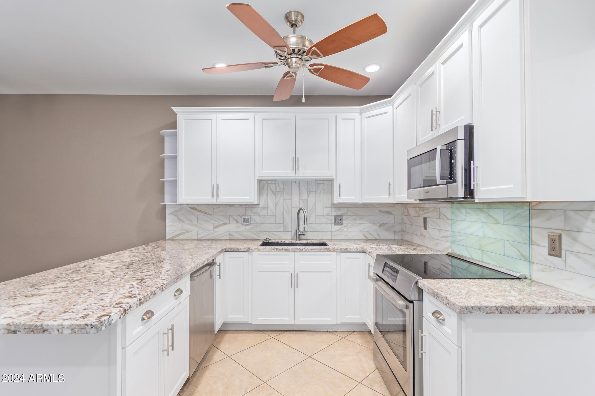 4525 N 66TH Street, 33