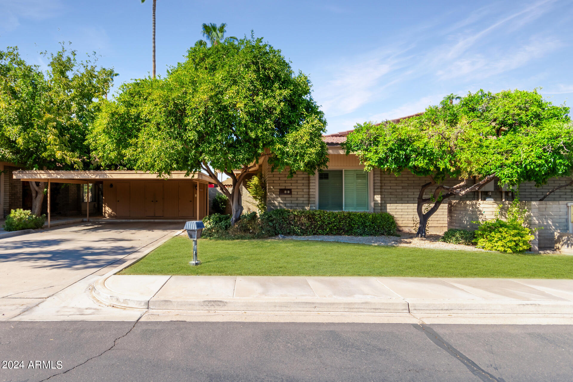 4525 N 66TH Street, 33