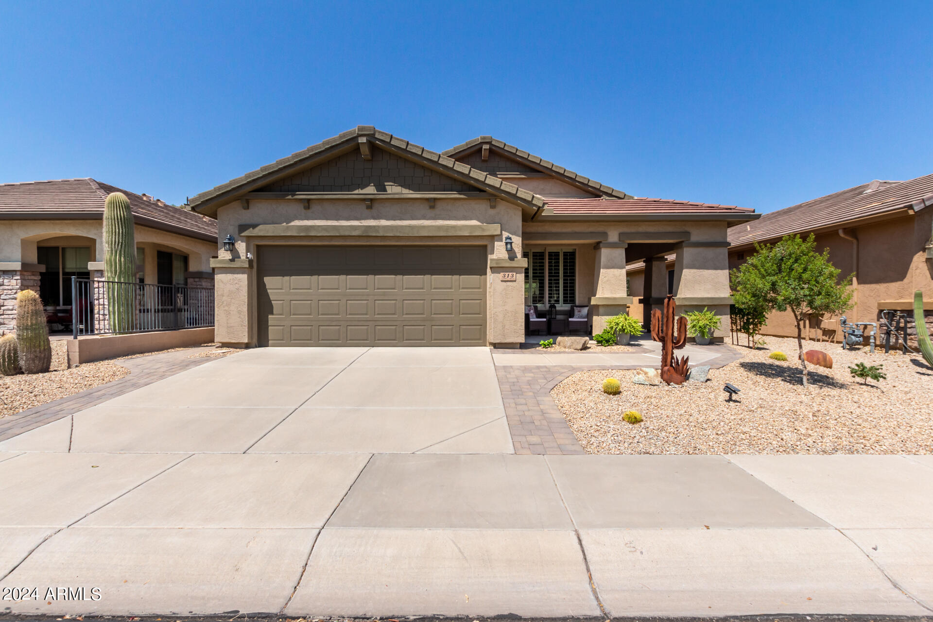313 W TWIN PEAKS Parkway