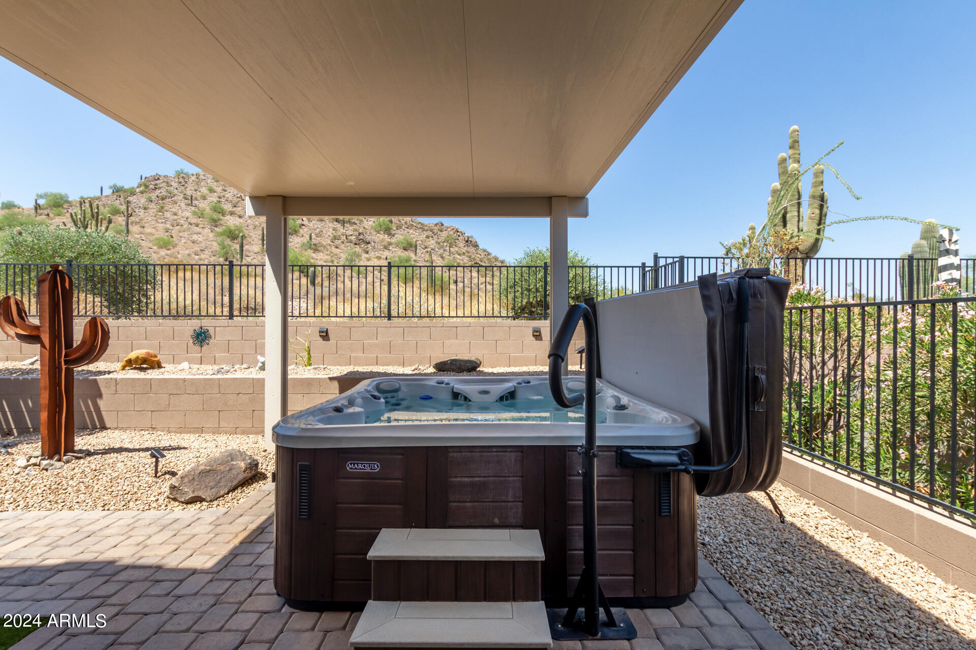 313 W TWIN PEAKS Parkway