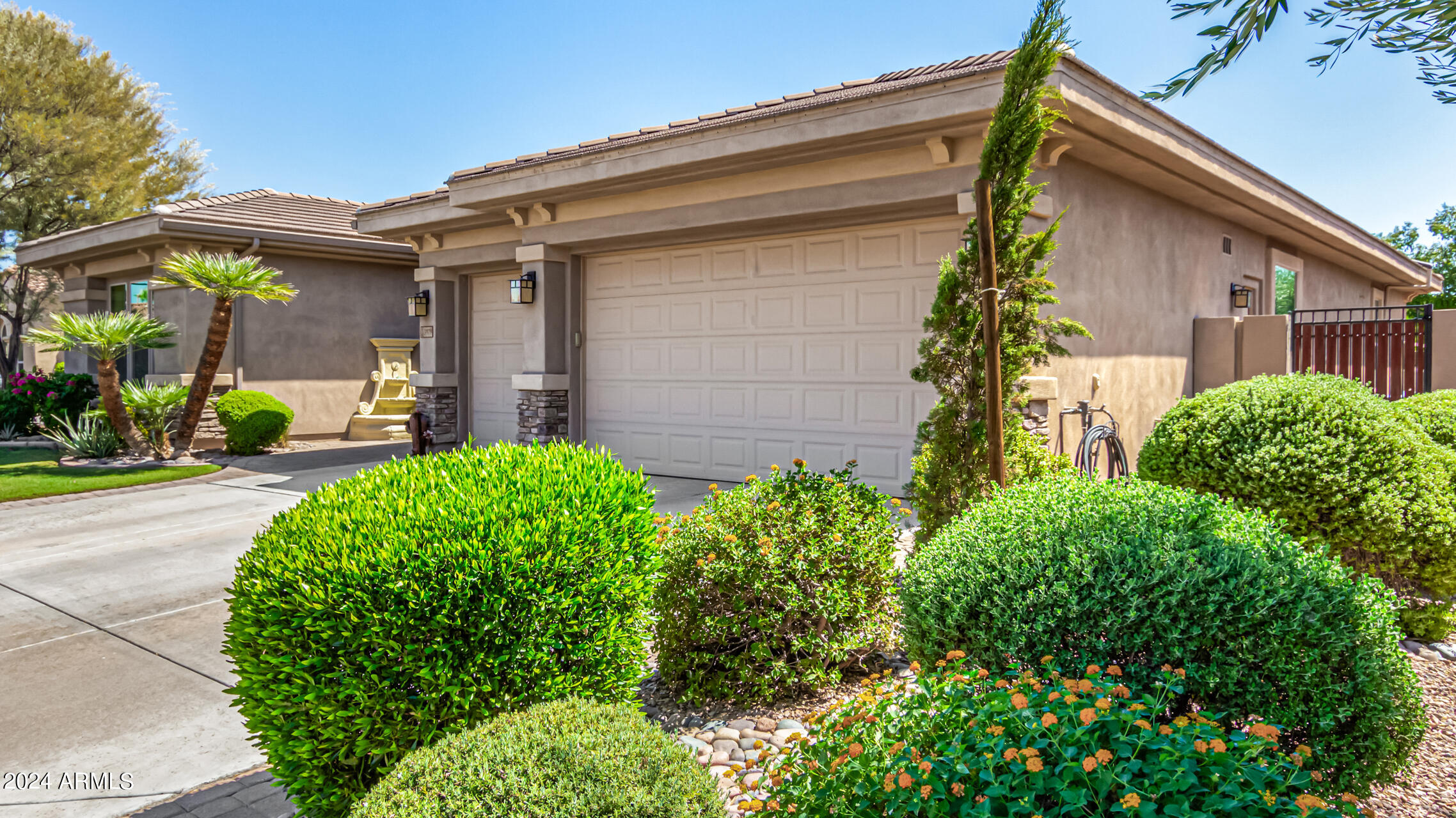 3979 E WOOD Drive