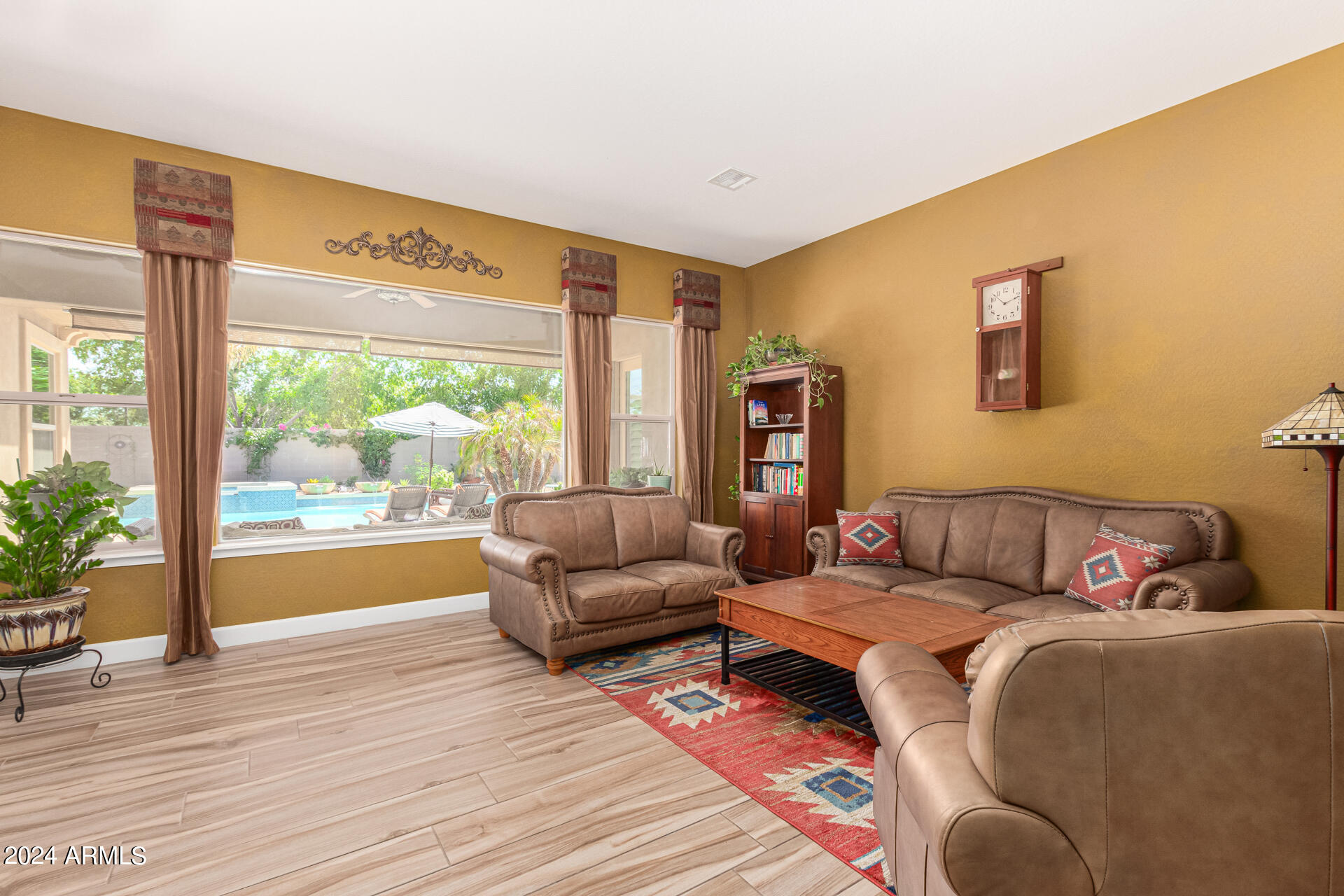 3979 E WOOD Drive