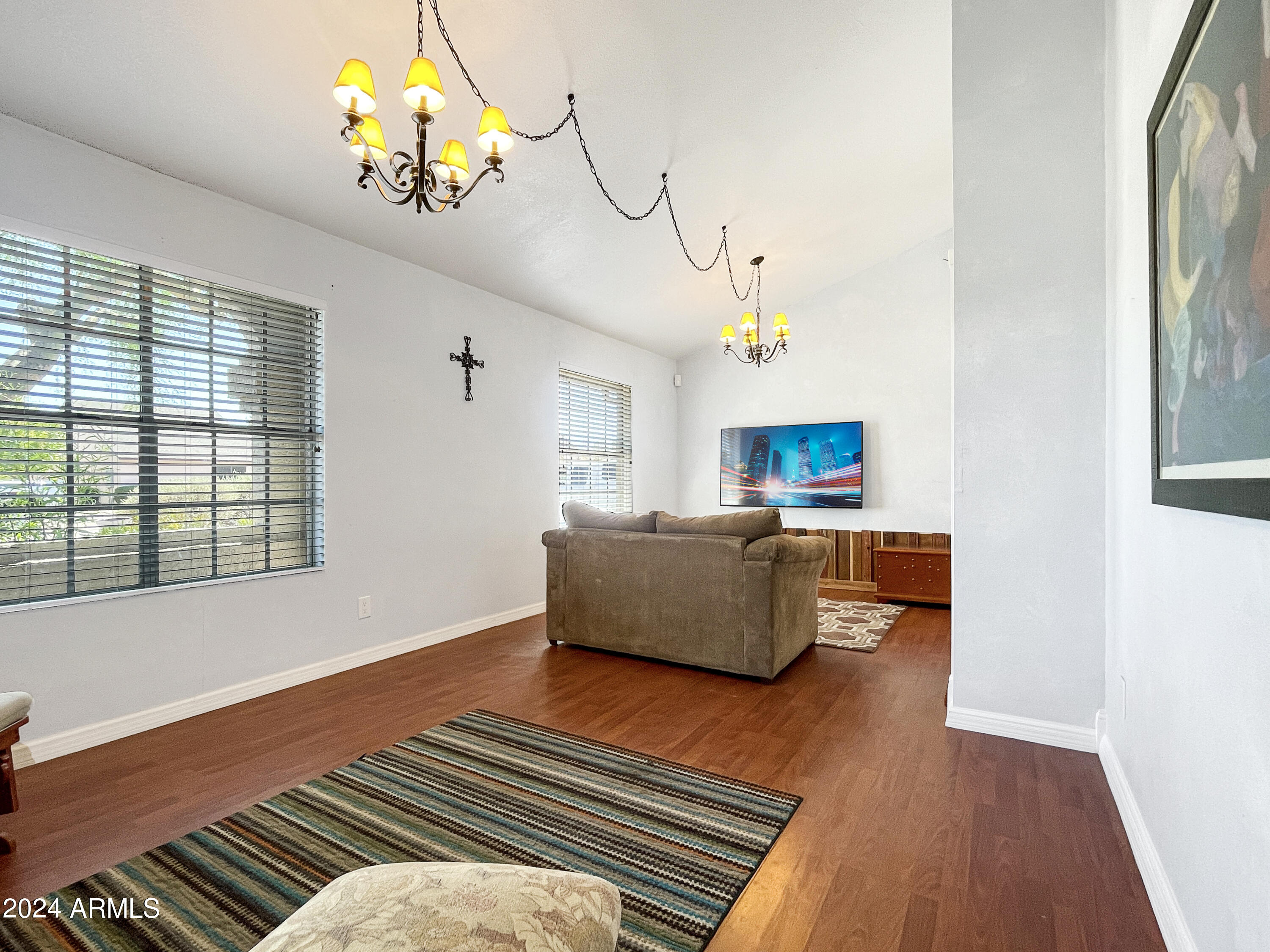 7730 W PARADISE Drive