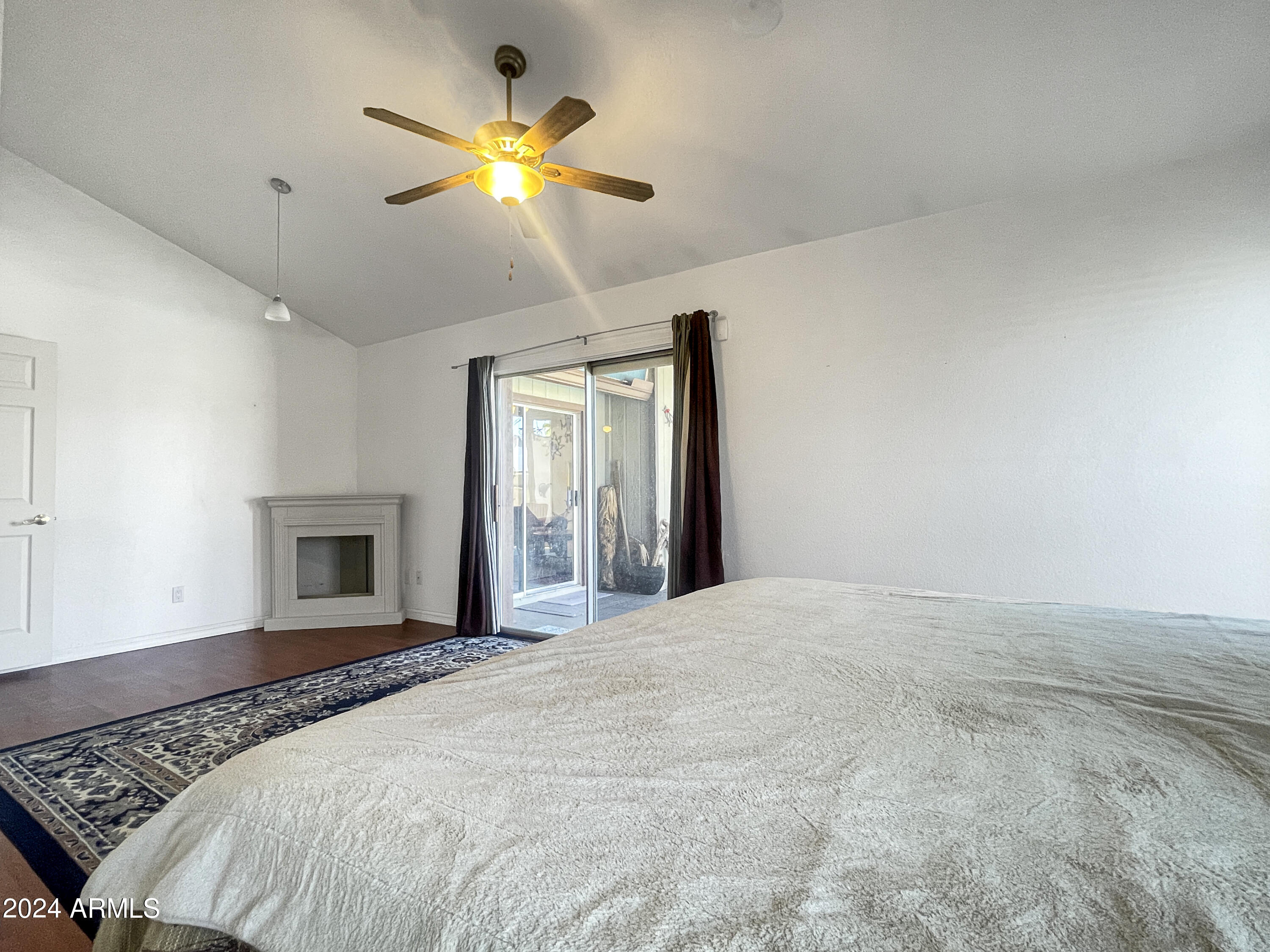 7730 W PARADISE Drive