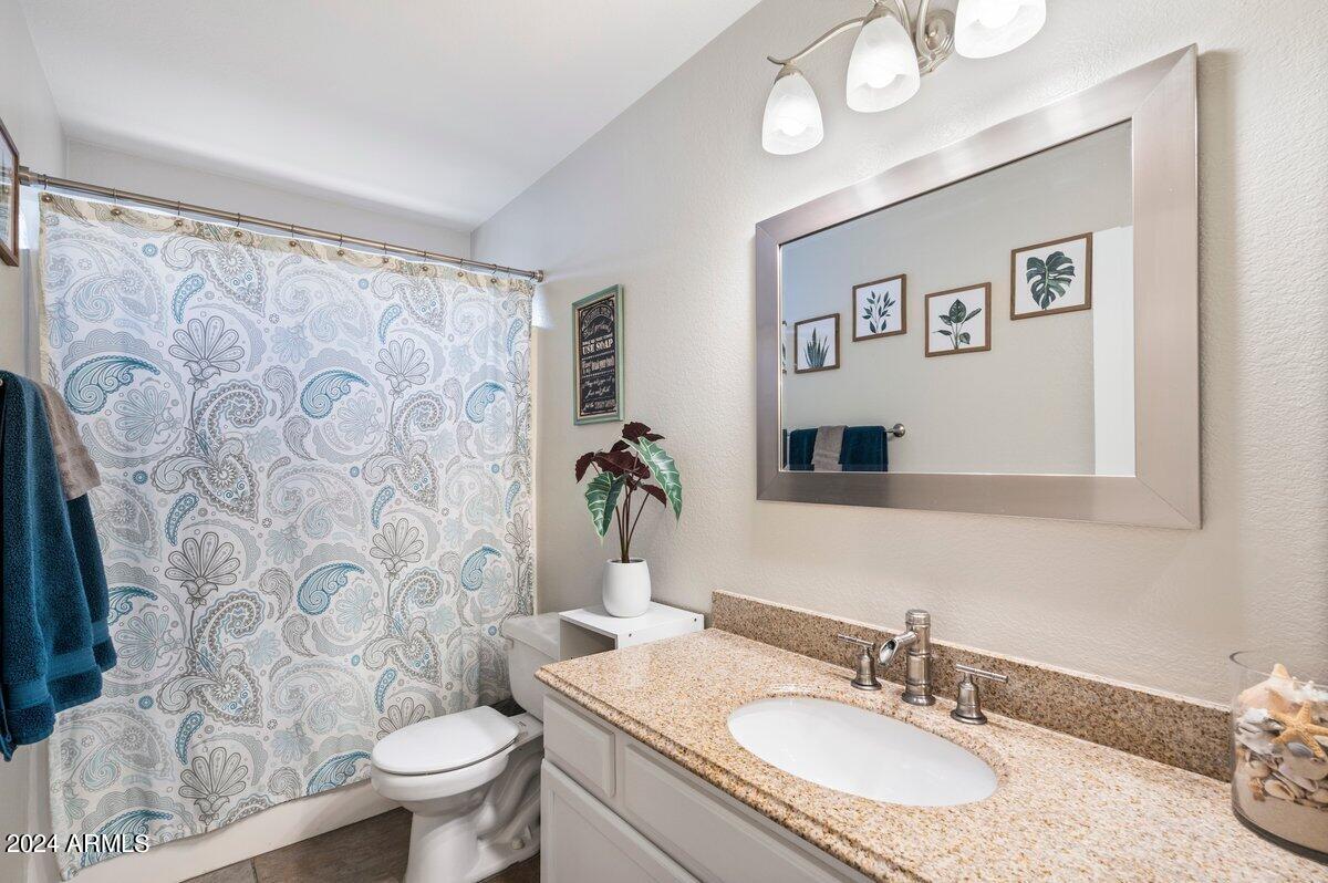 3226 W MELINDA Lane