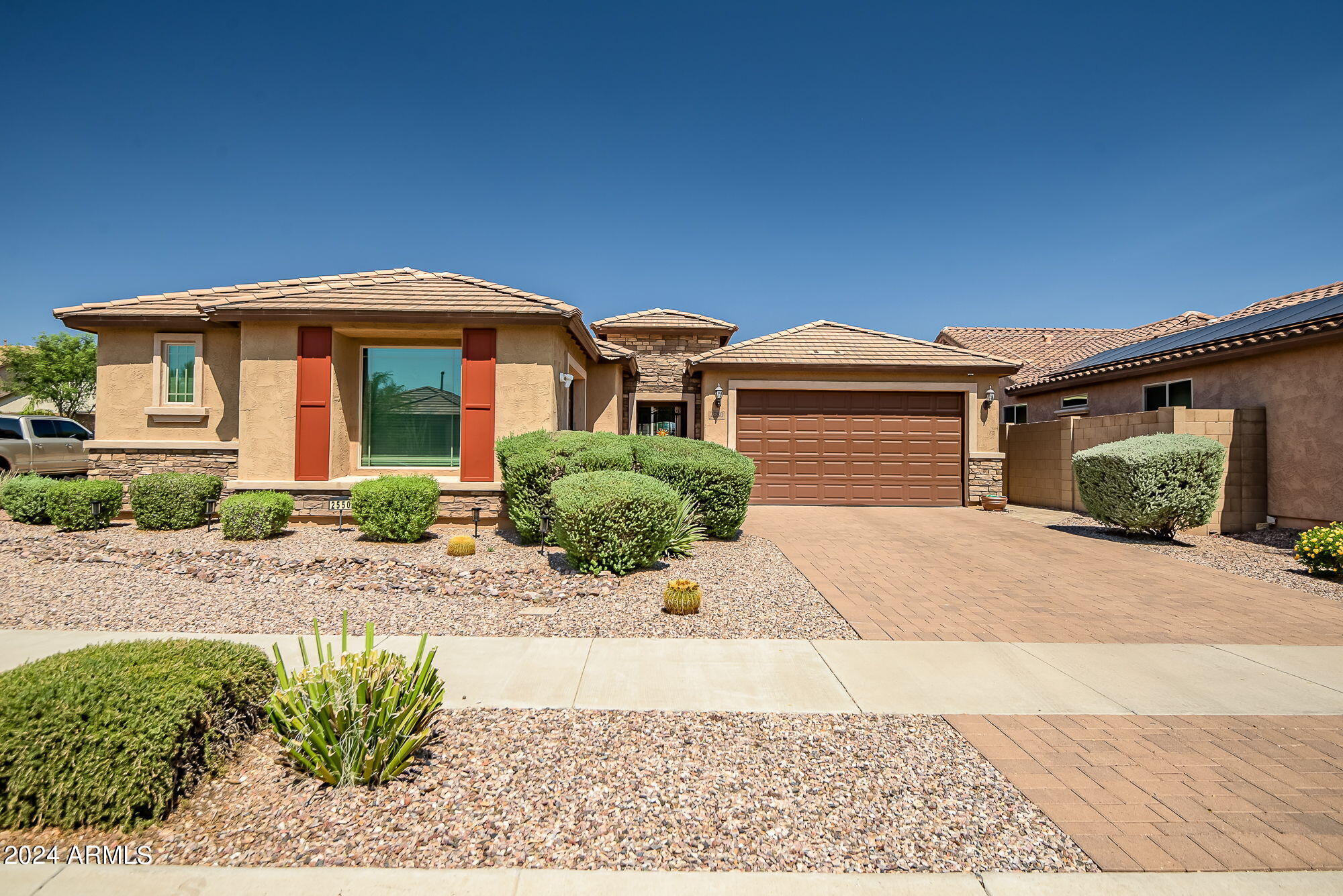 2550 W RABJOHN Road