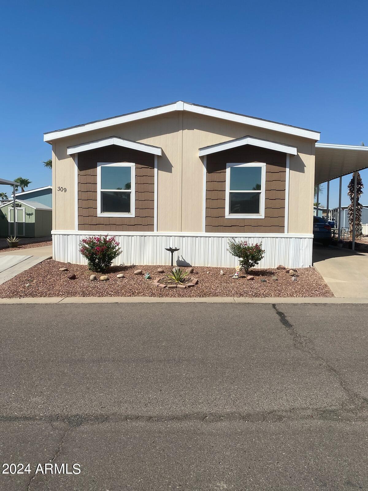2000 S APACHE Road, 309