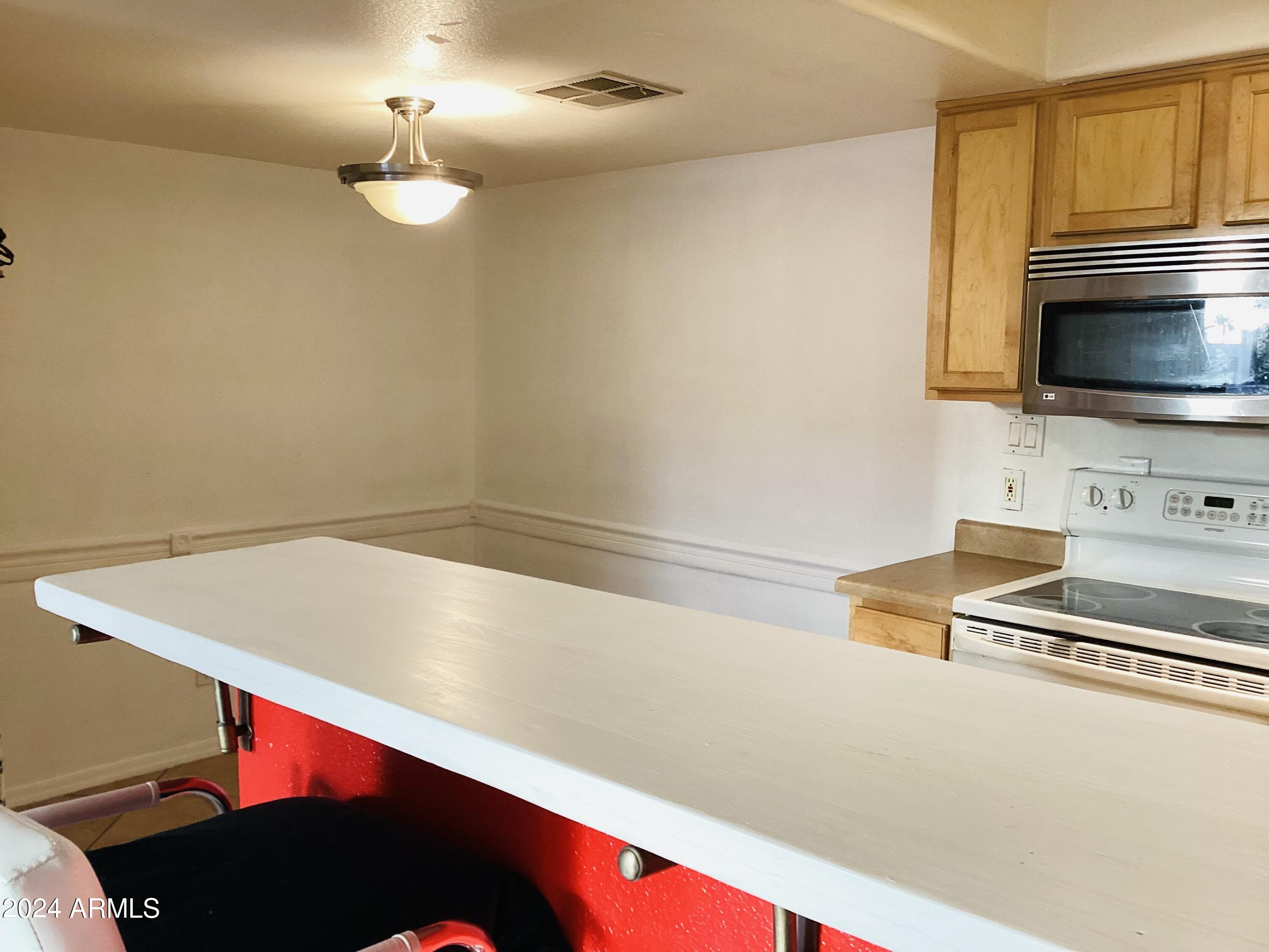 2121 W ROYAL PALM Road # 1045