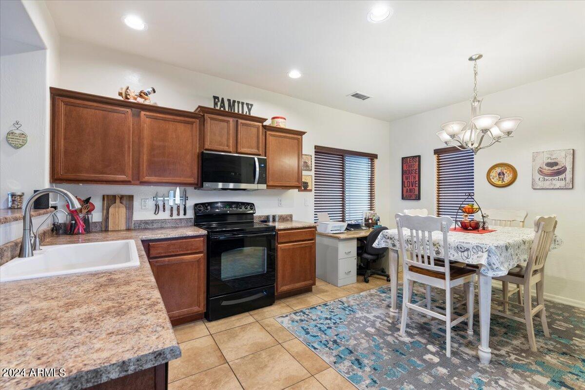 25567 W ST KATERI Drive