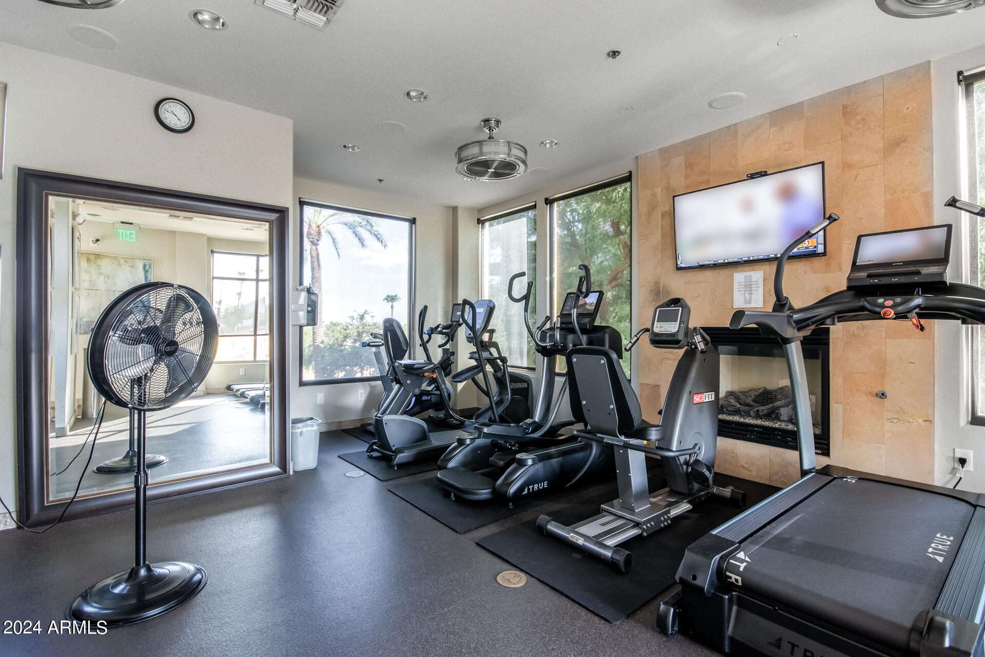 4909 N WOODMERE FAIRWAY, 1003