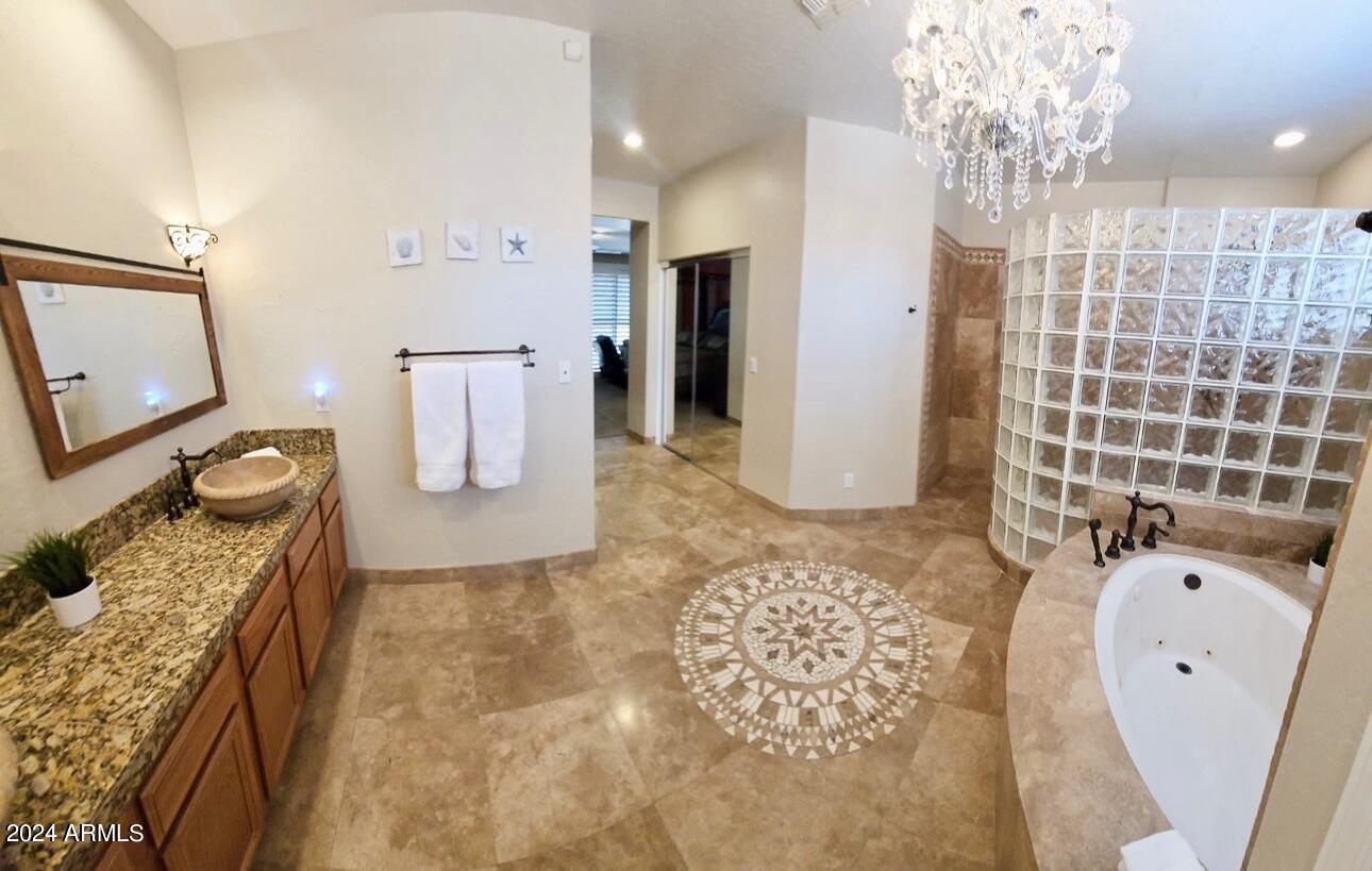 10956 S OAKWOOD Drive