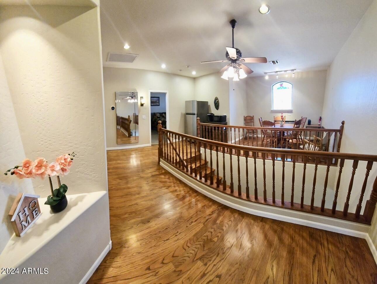 10956 S OAKWOOD Drive