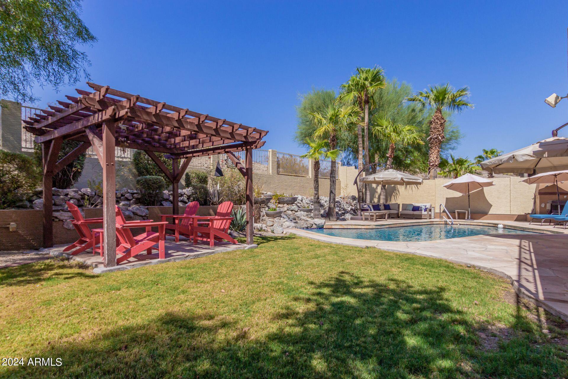 10956 S OAKWOOD Drive
