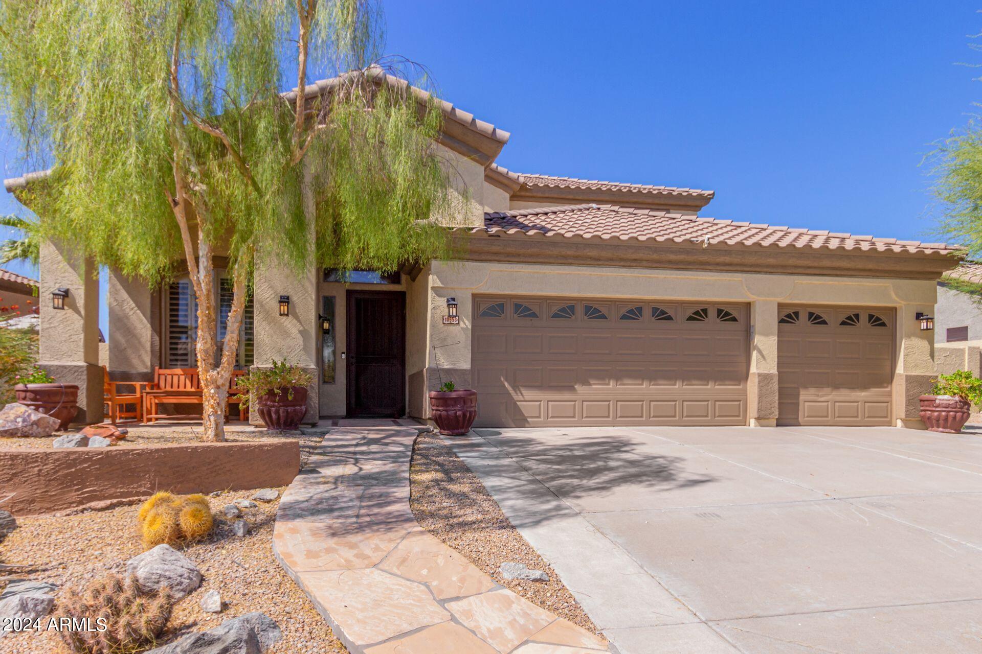 10956 S OAKWOOD Drive