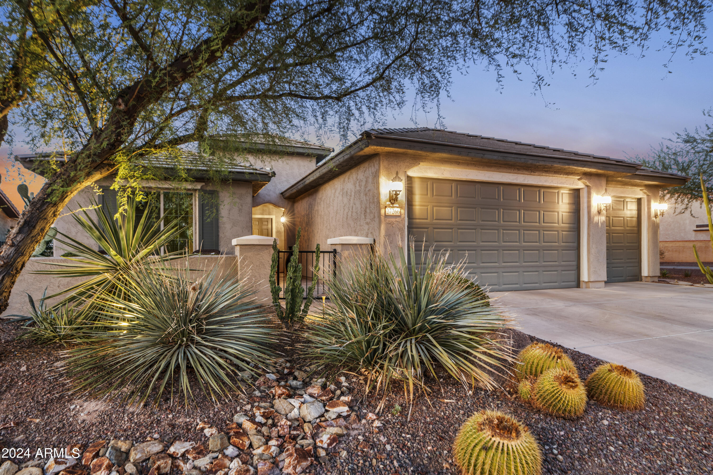 27266 W MOHAWK Lane
