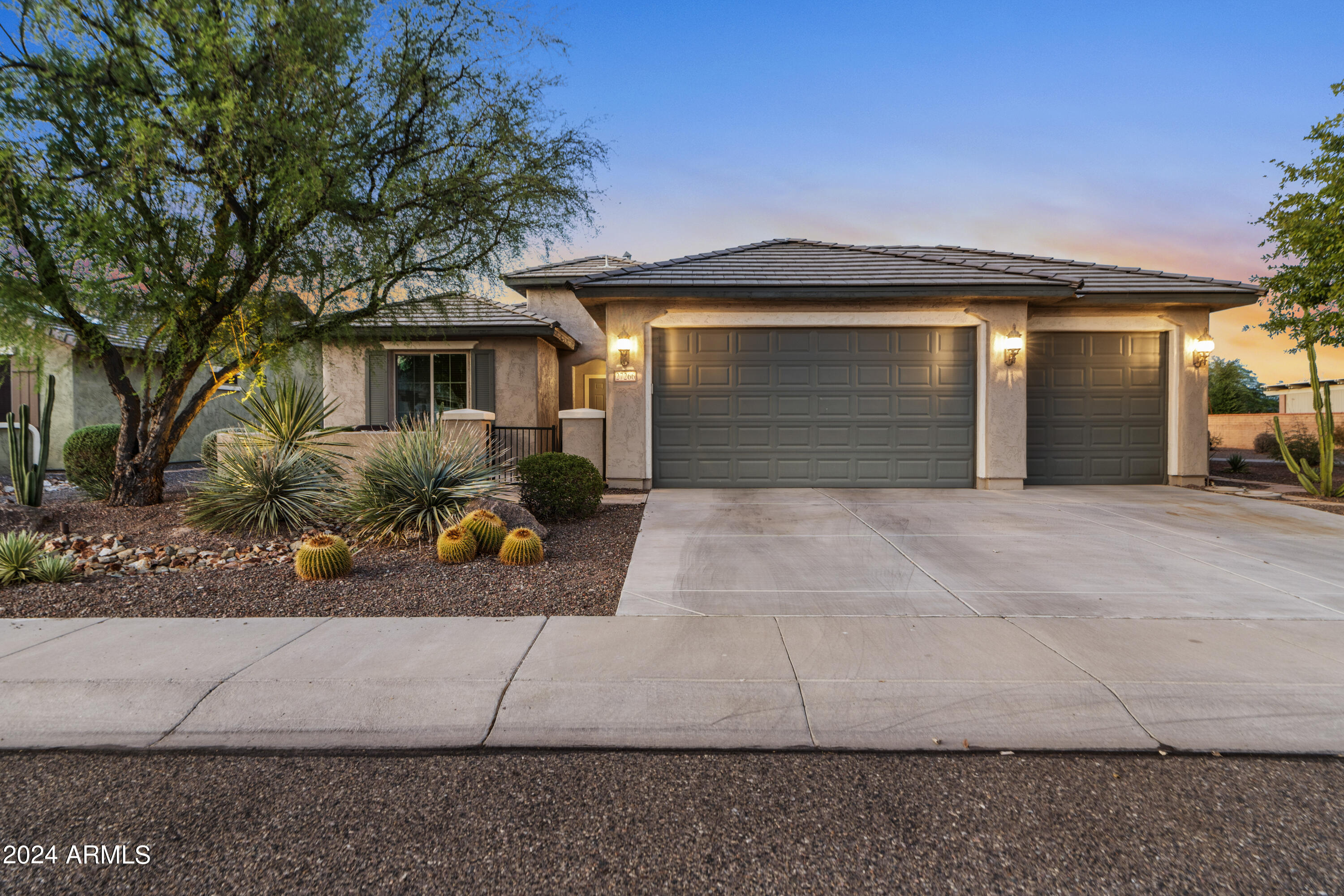 27266 W MOHAWK Lane