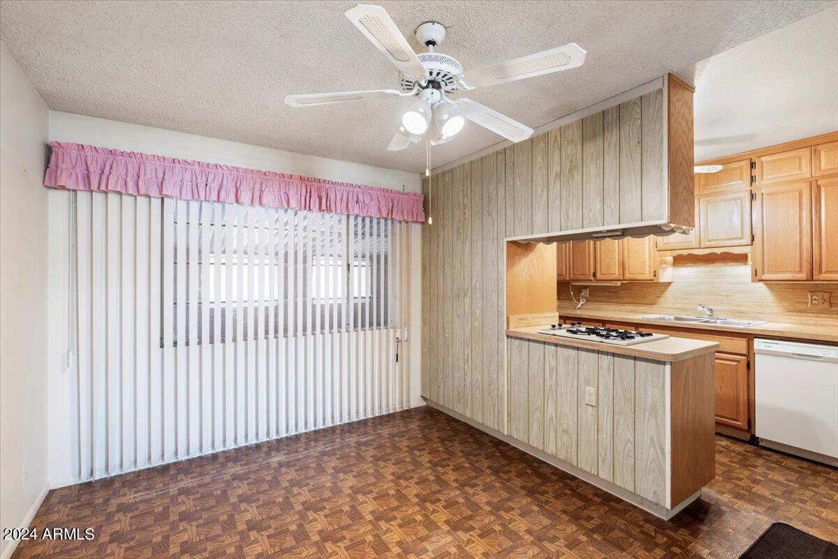 1132 N 74TH Street