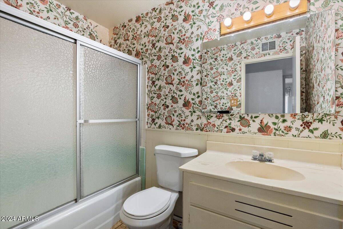 1132 N 74TH Street
