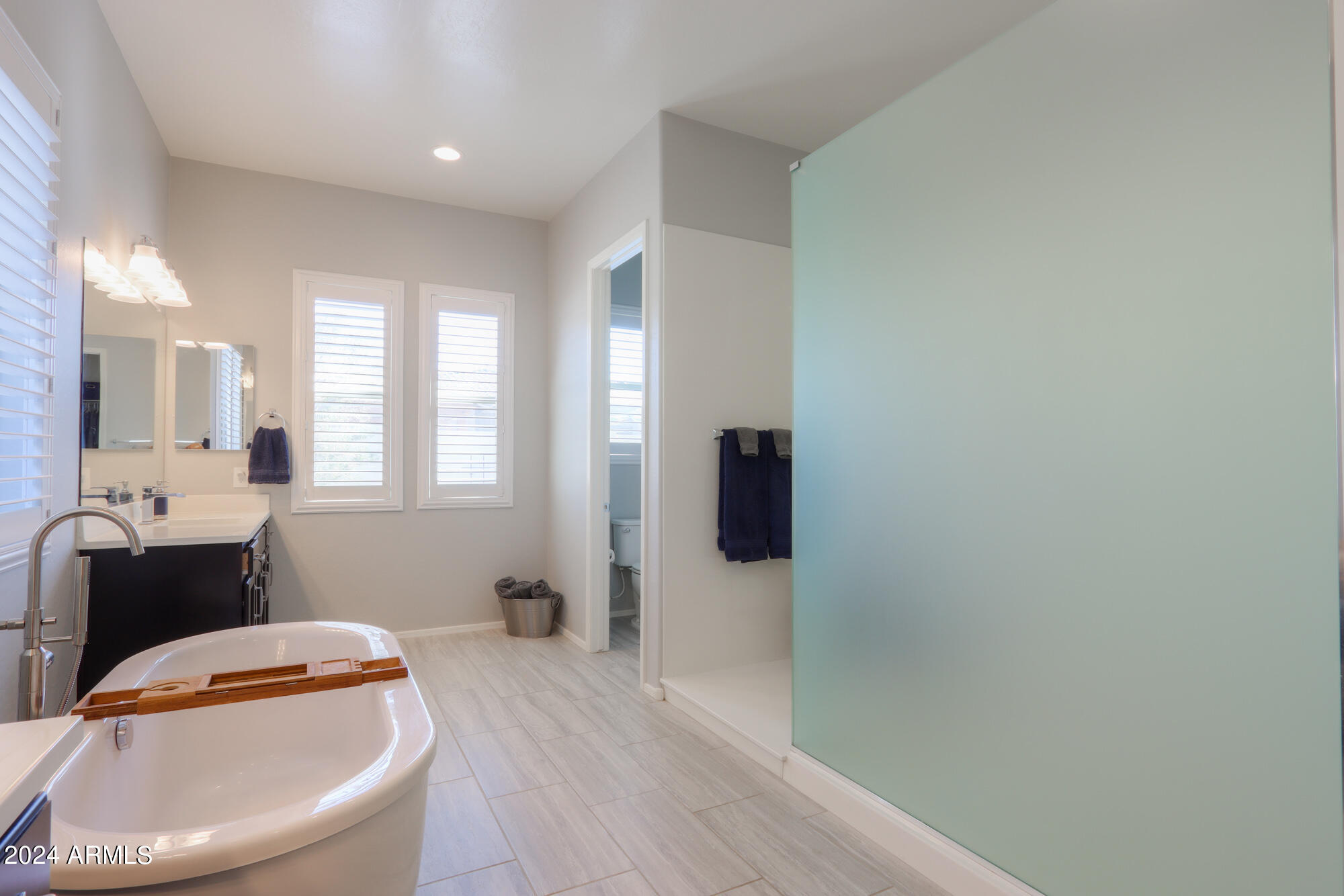 22743 E AVENIDA DEL VALLE