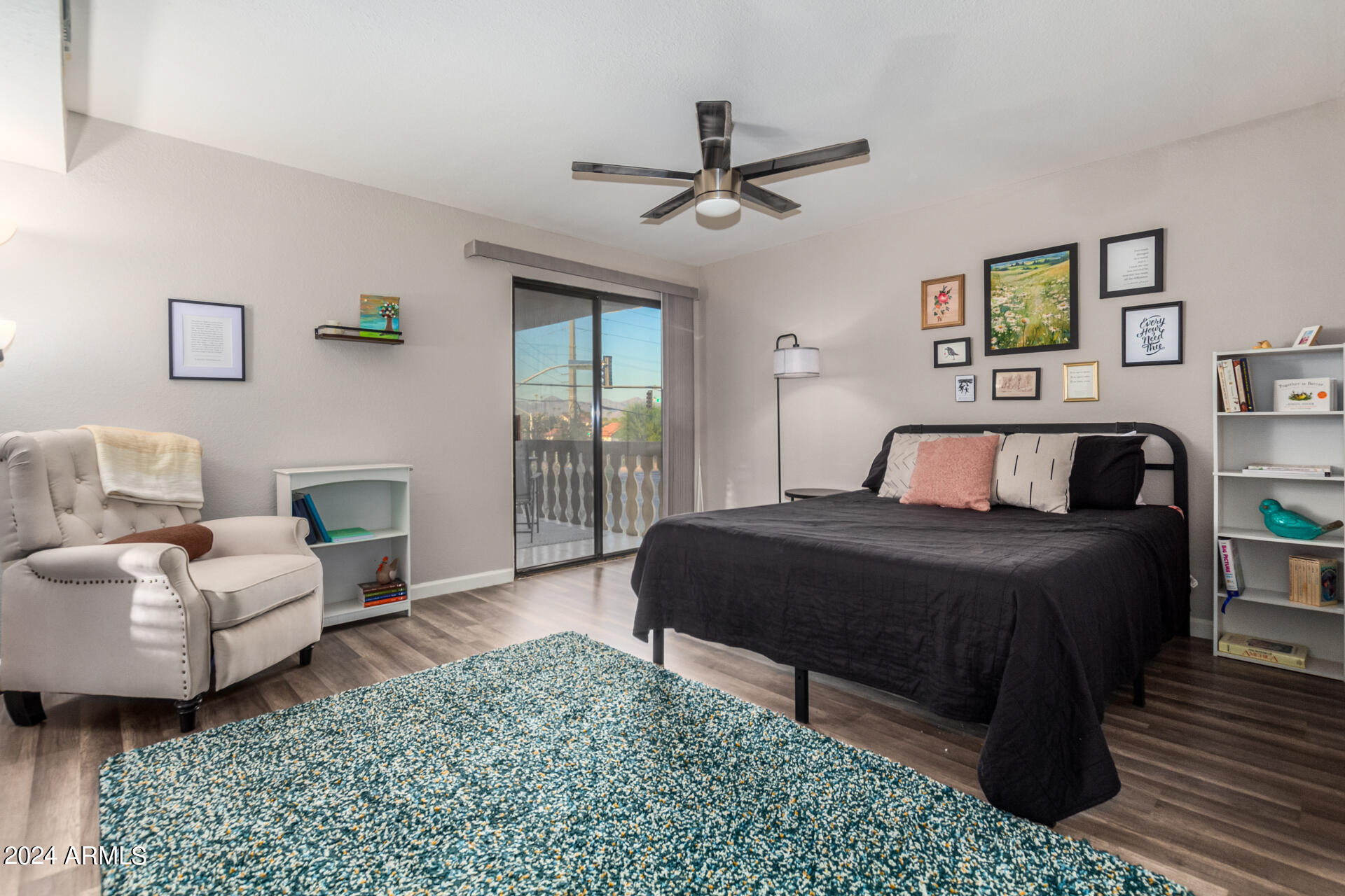 4950 N MILLER Road, 205