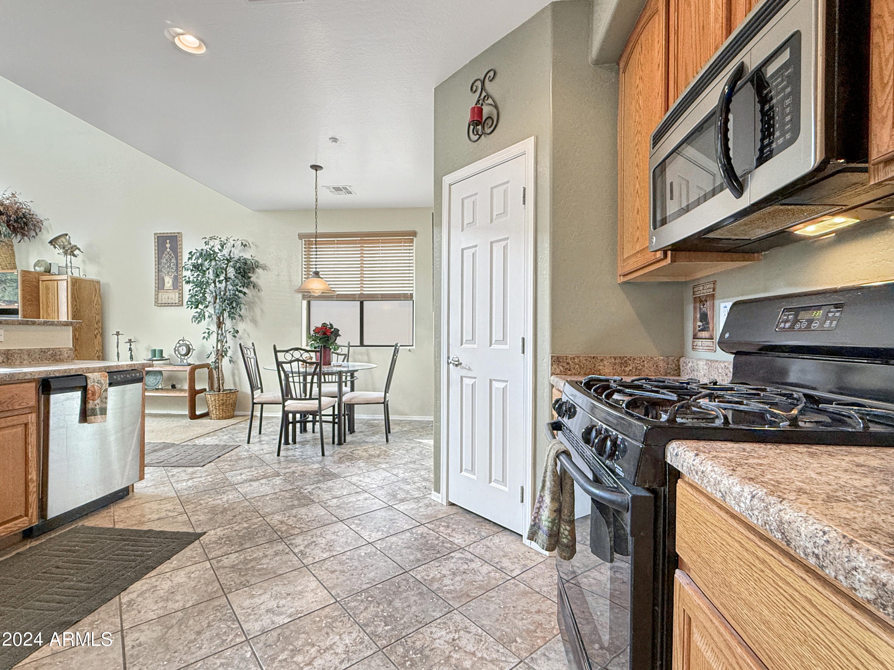 12103 W EAGLE RIDGE Lane