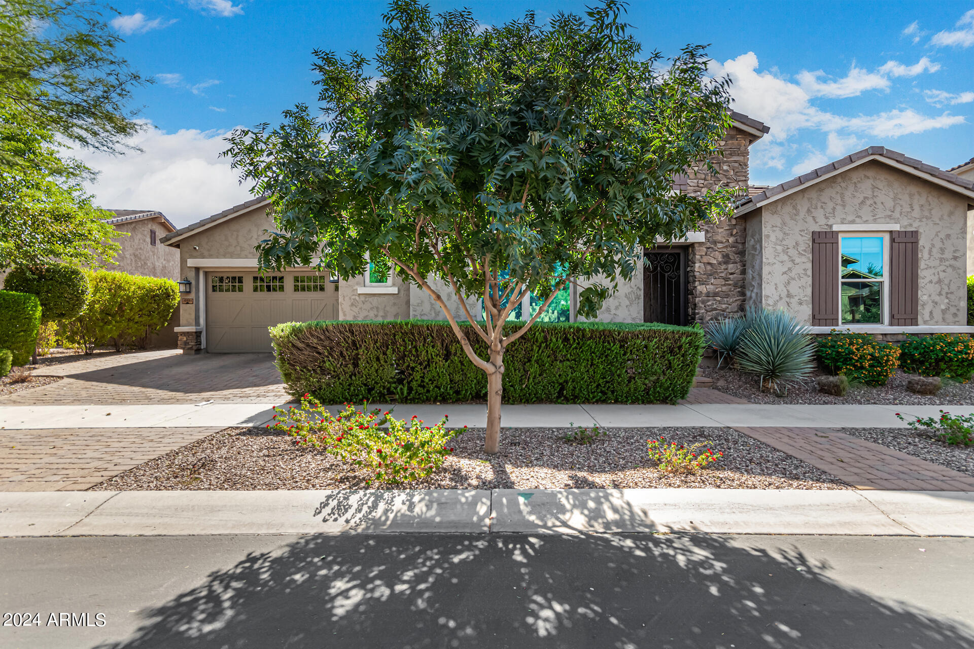 10551 E DIFFRACTION Avenue