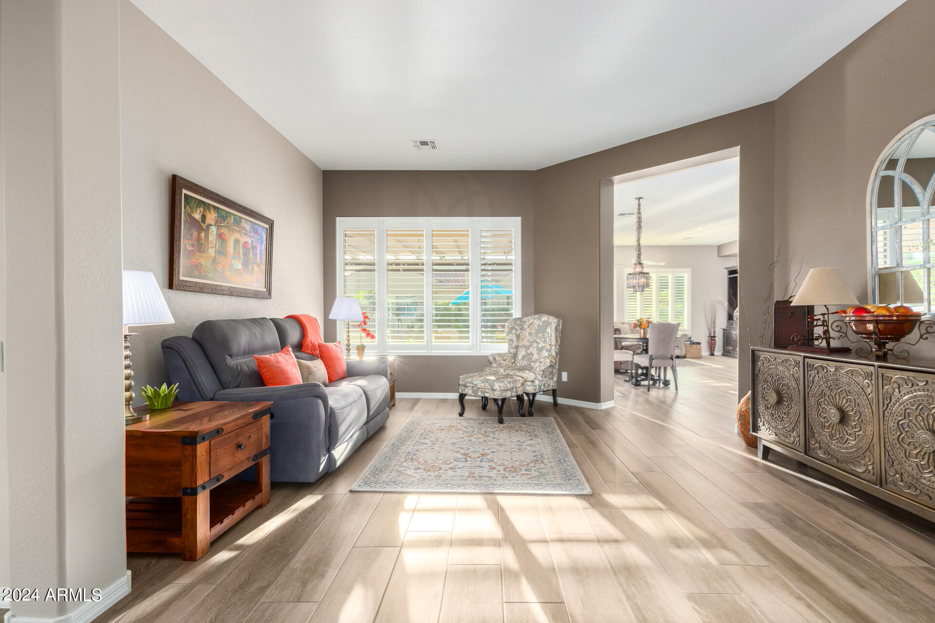 22016 N DE LA GUERRA Drive