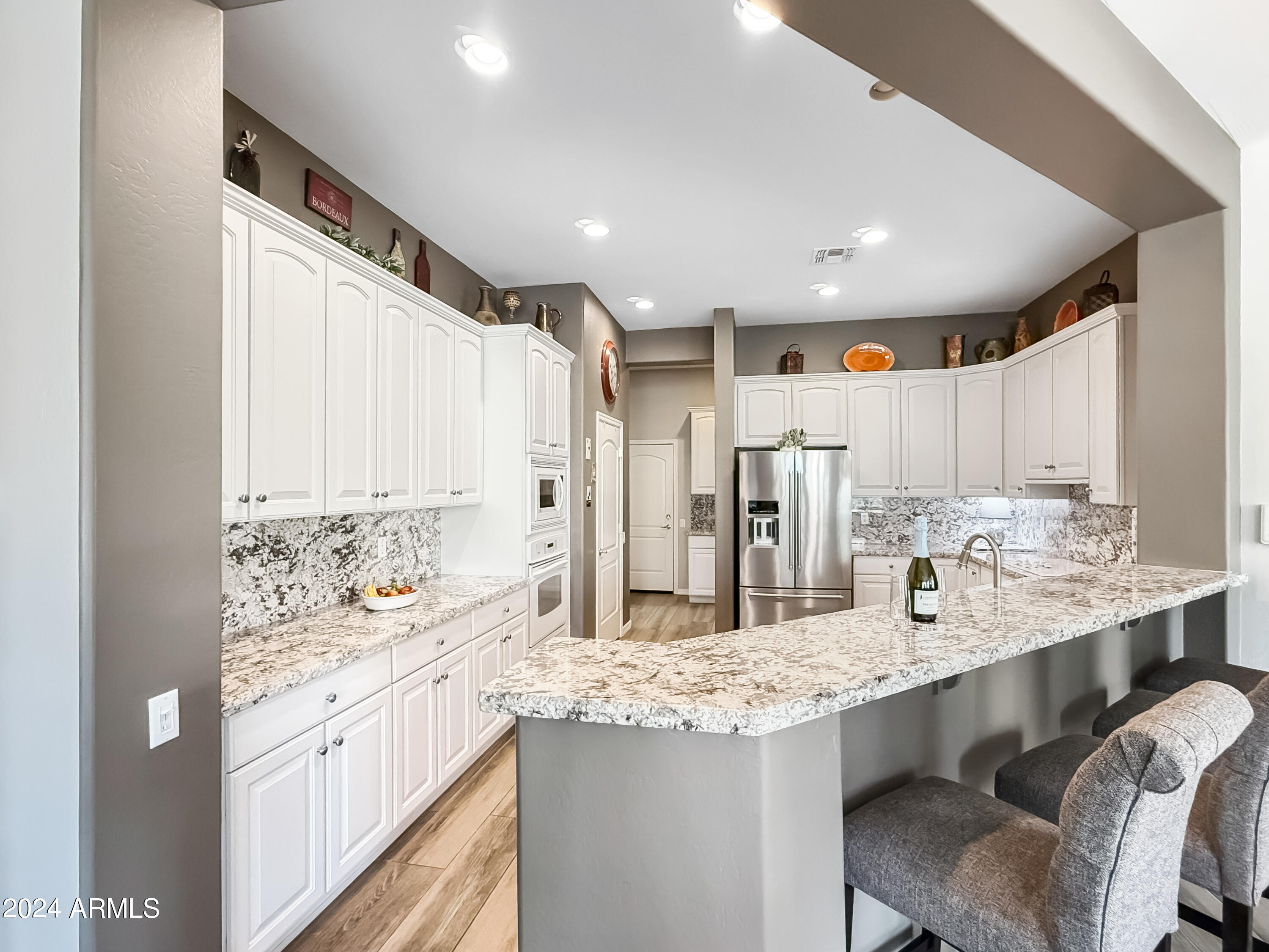 22016 N DE LA GUERRA Drive