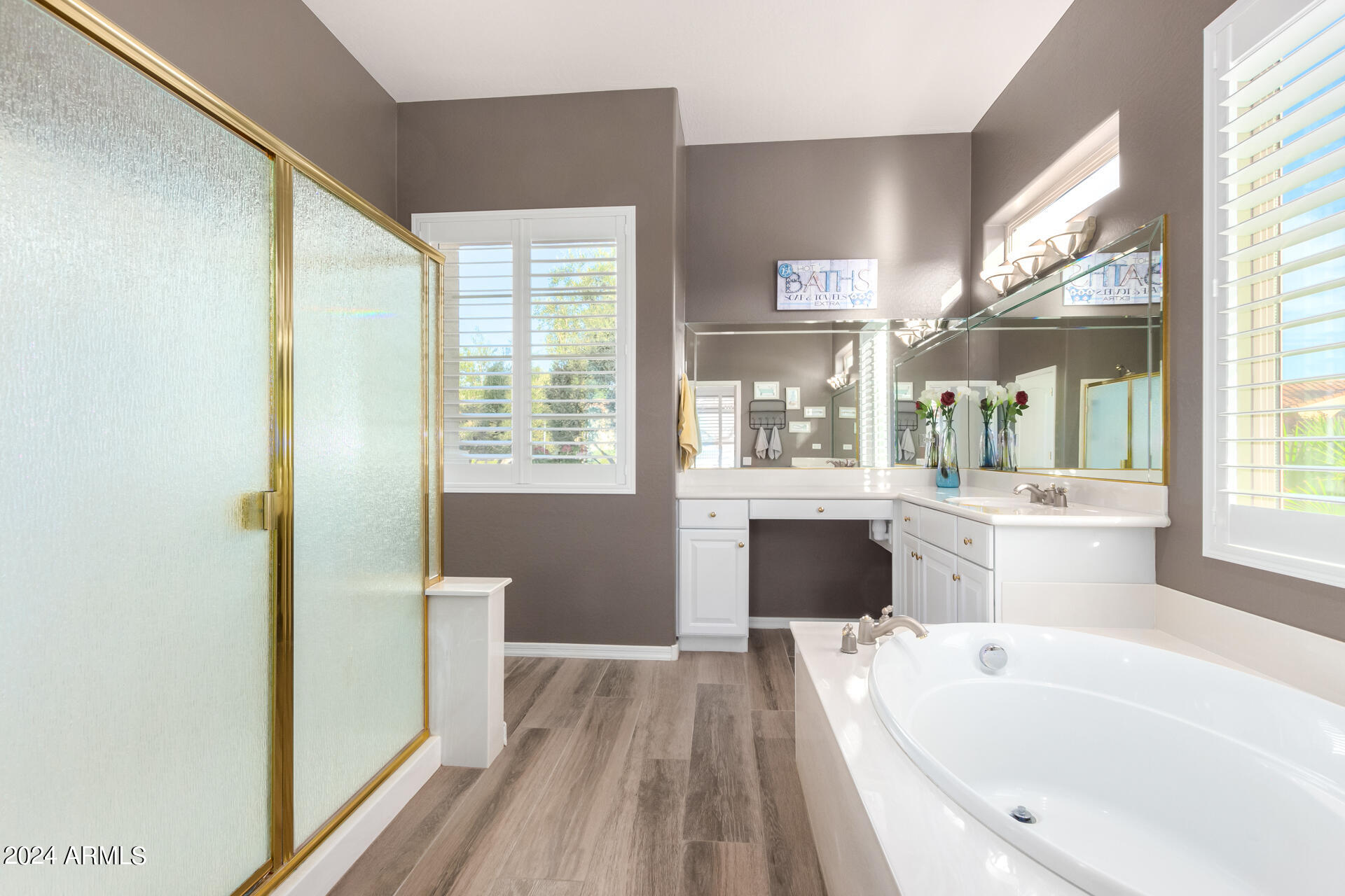 22016 N DE LA GUERRA Drive