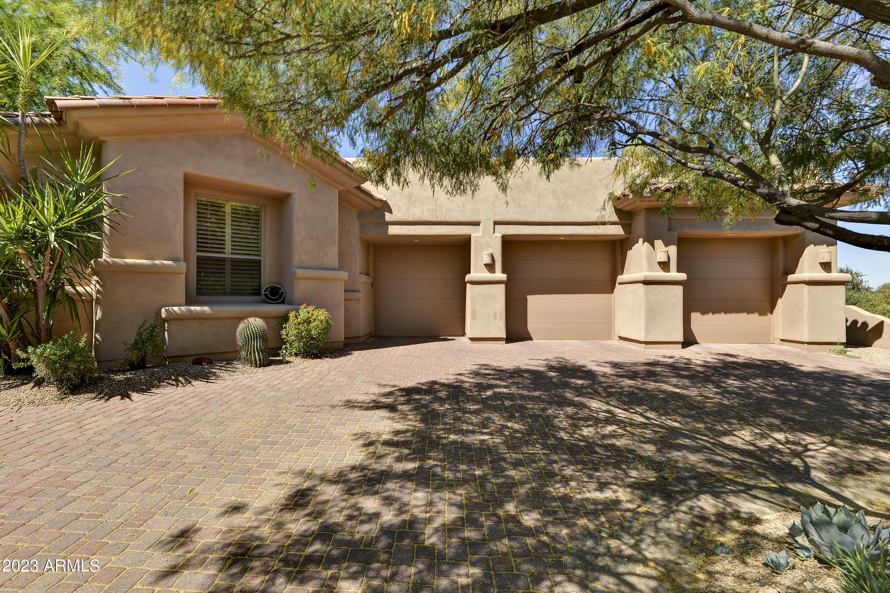 10563 E SKINNER Drive