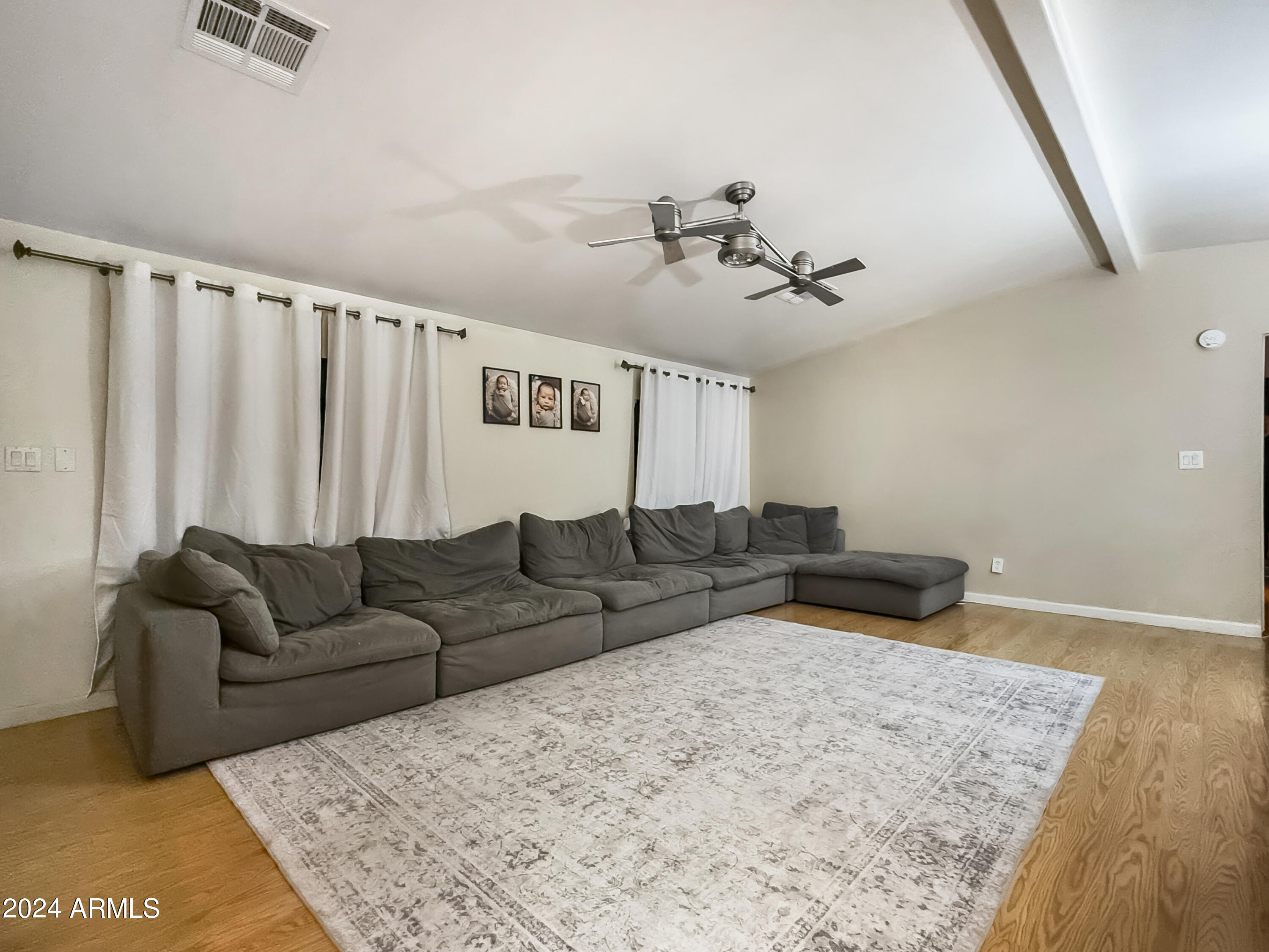 8601 N 103RD Avenue, 68