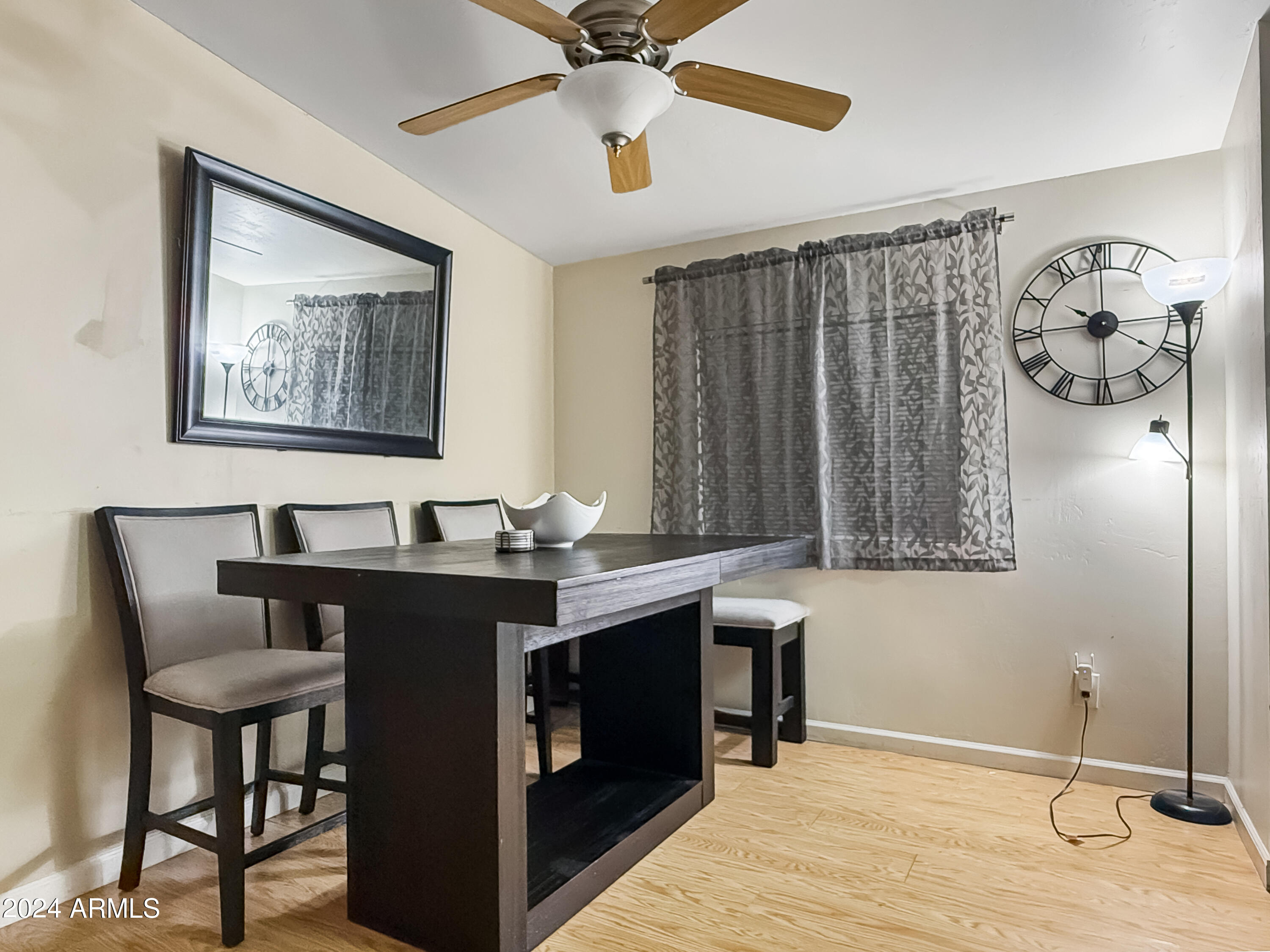 8601 N 103RD Avenue, 68