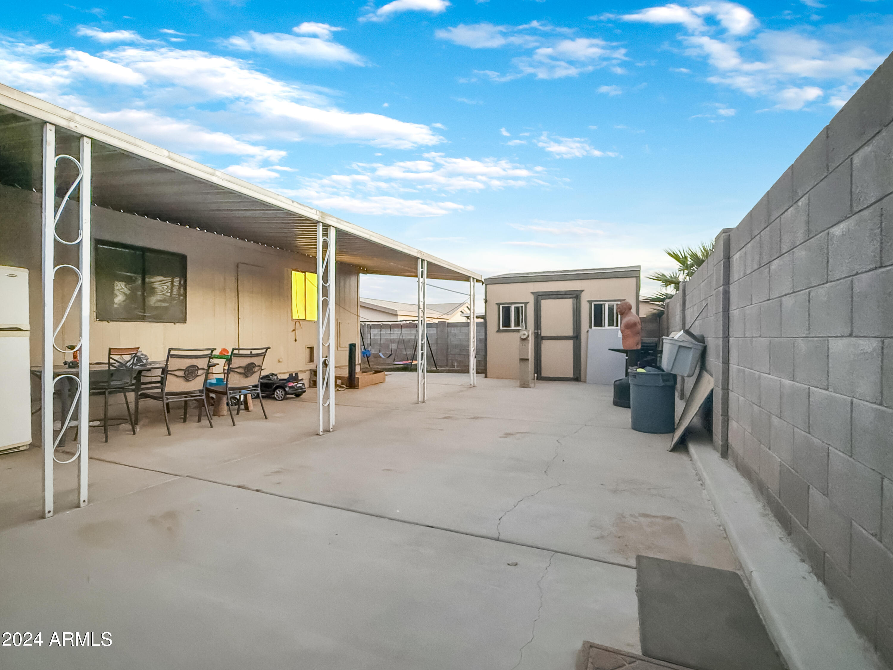8601 N 103RD Avenue, 68