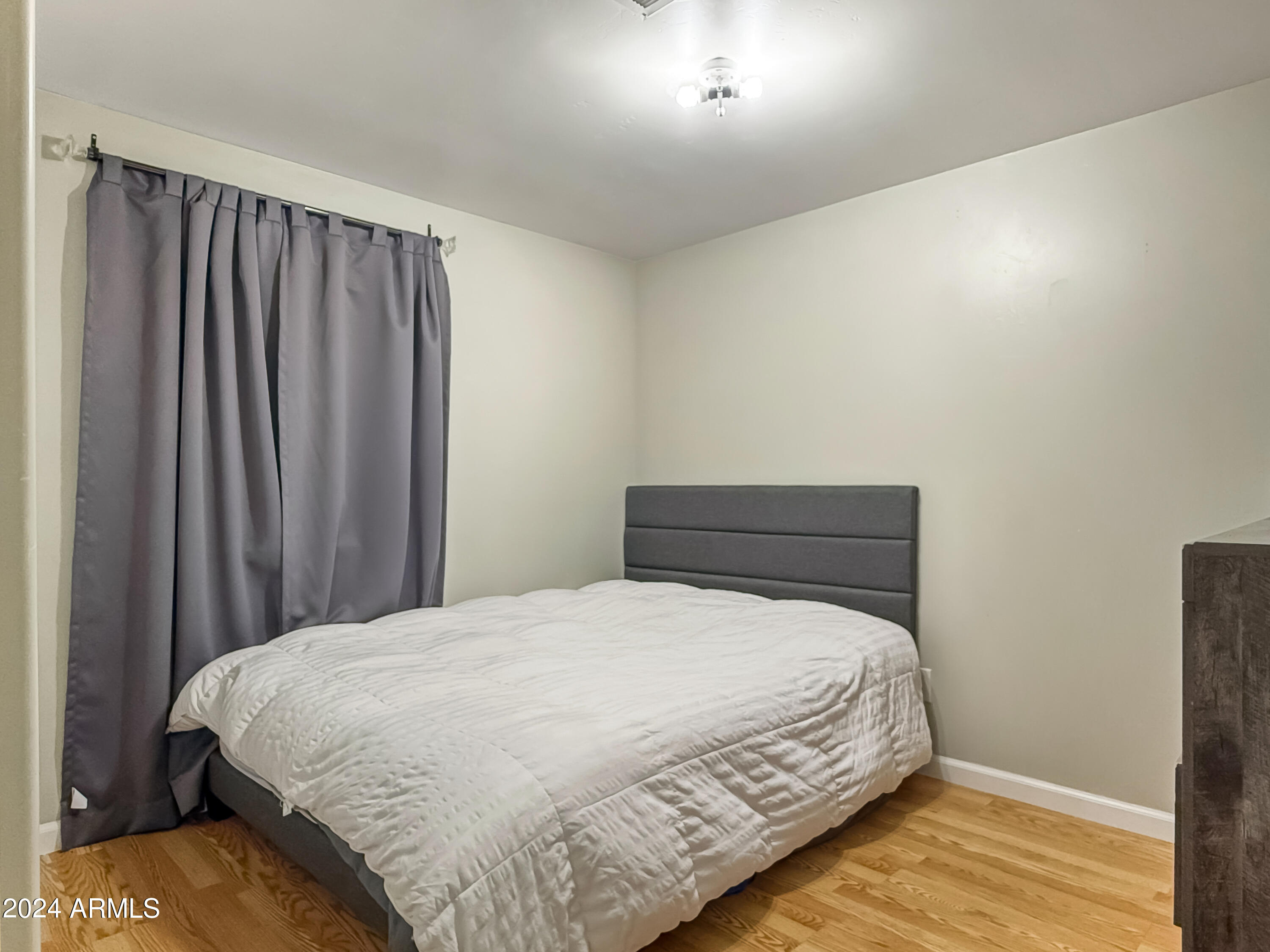 8601 N 103RD Avenue, 68