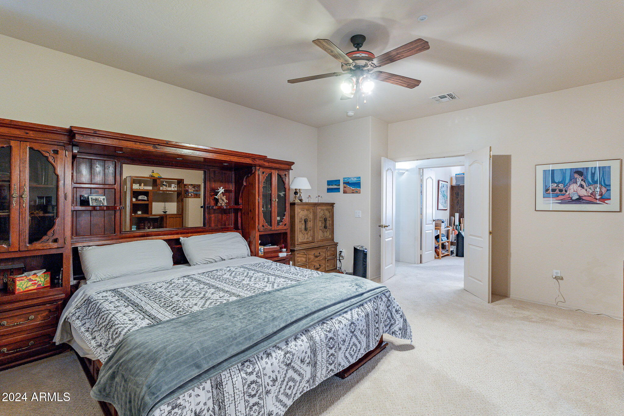 2578 E ARROWHEAD Trail
