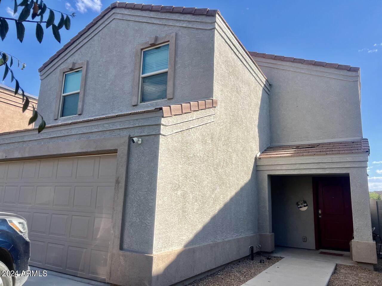 5817 E OASIS Boulevard