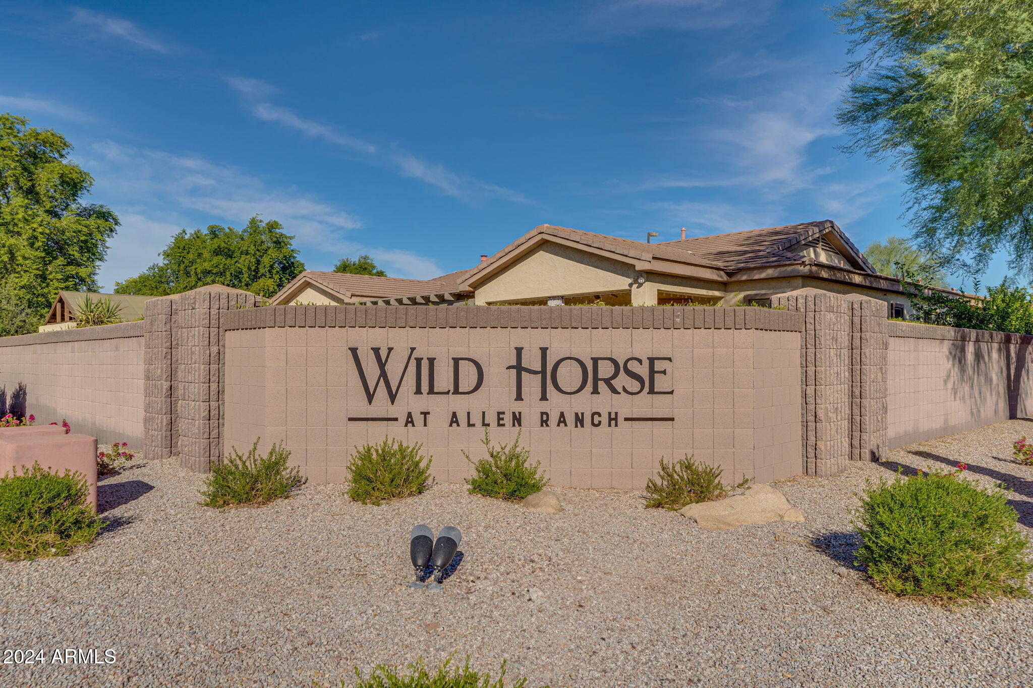 248 E JULIAN Drive