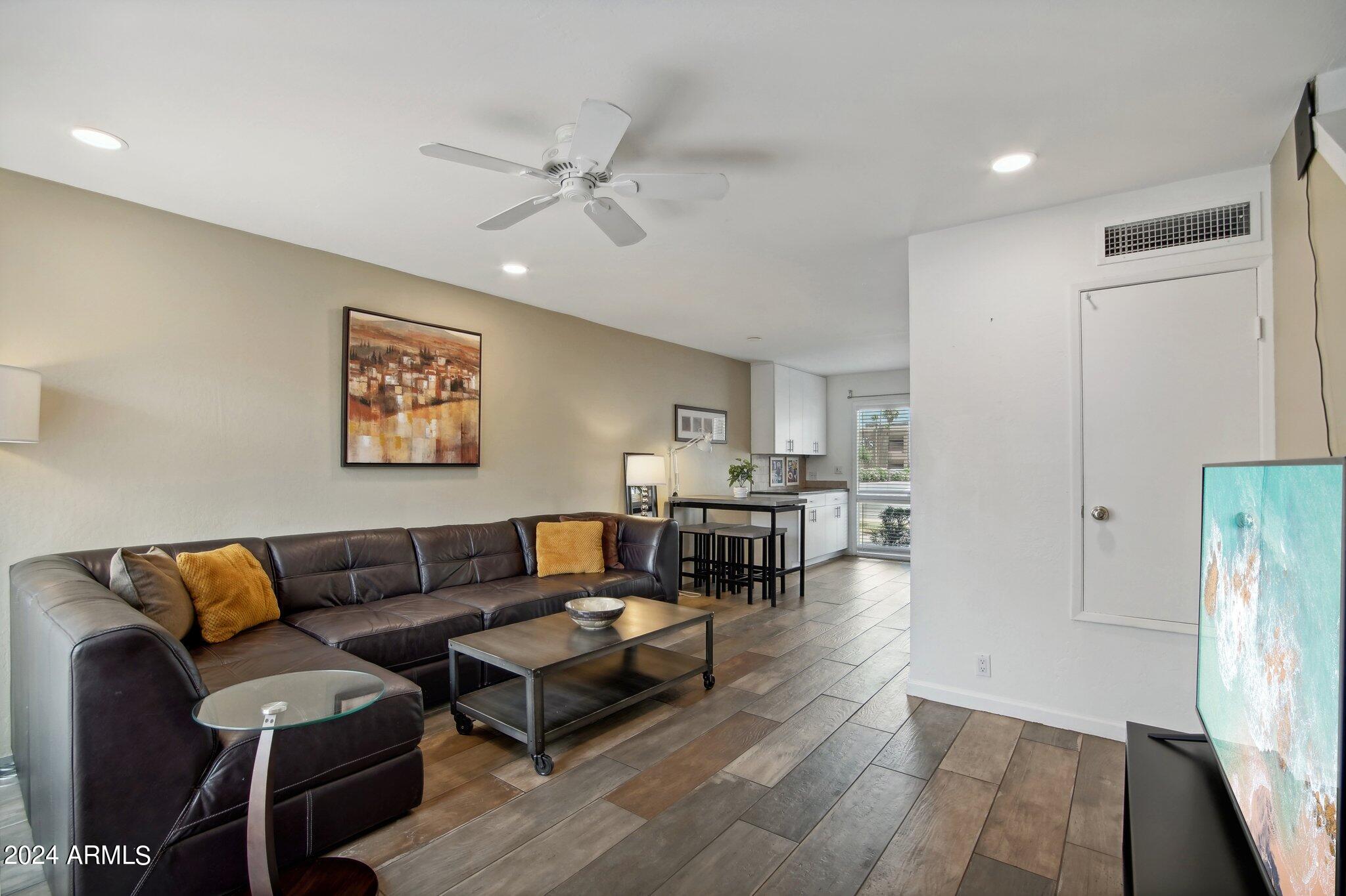 4600 N 68TH Street, 333