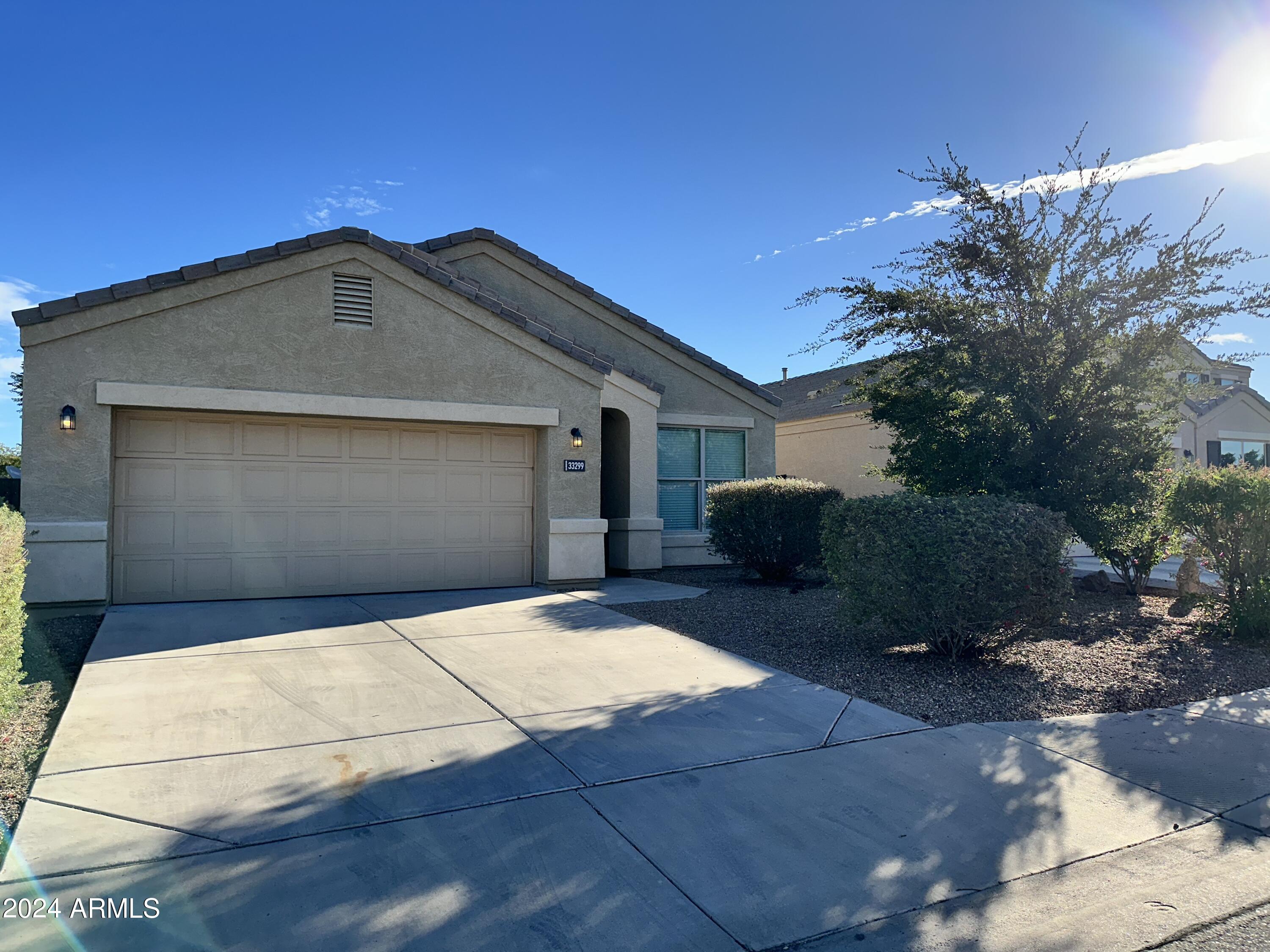 33299 N BOWLES Drive