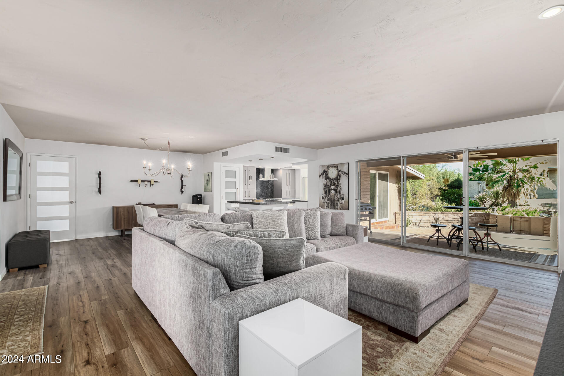 7837 E CAREFREE ESTATES Circle