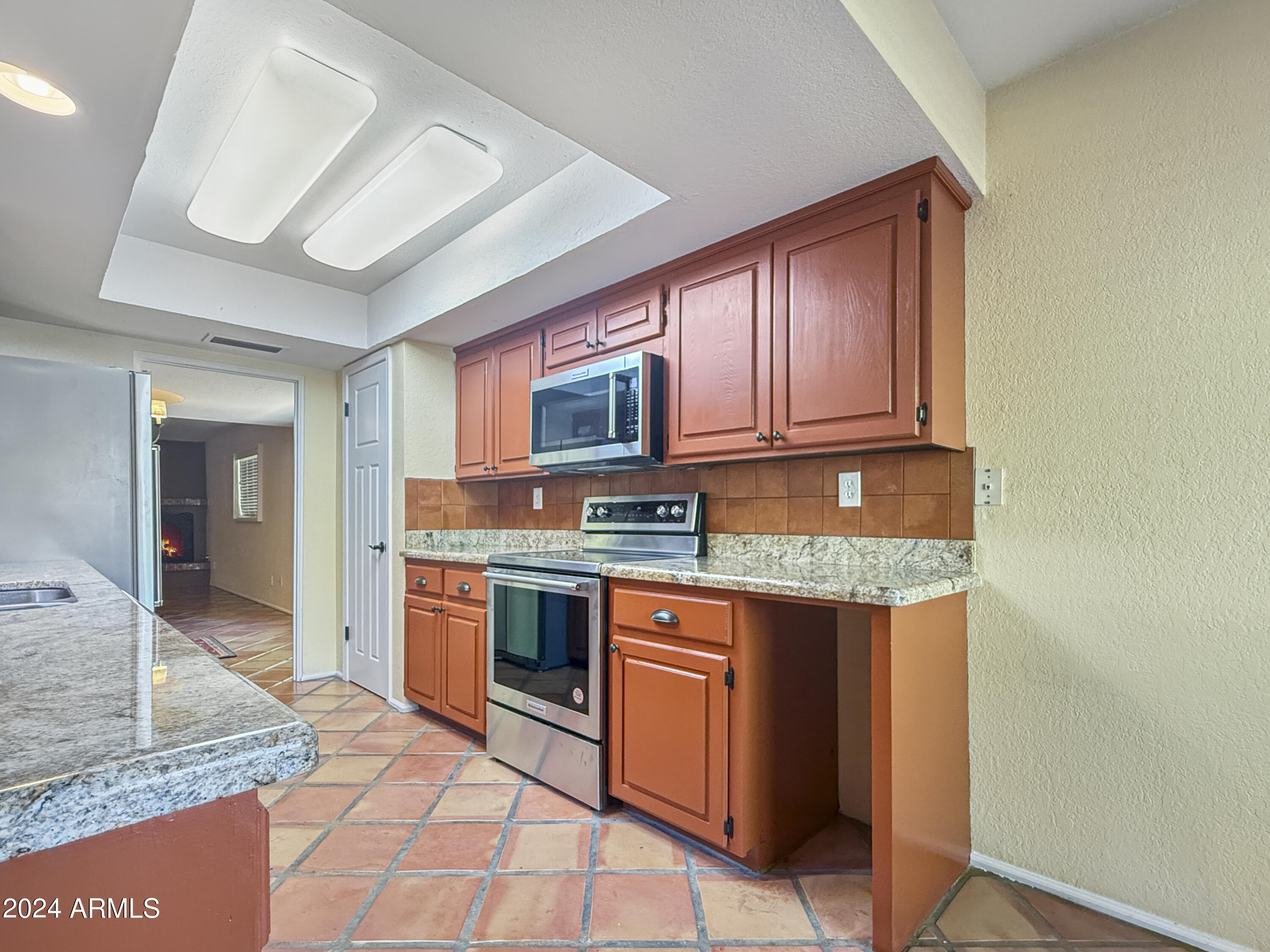 37212 N TRANQUIL Trail, 17