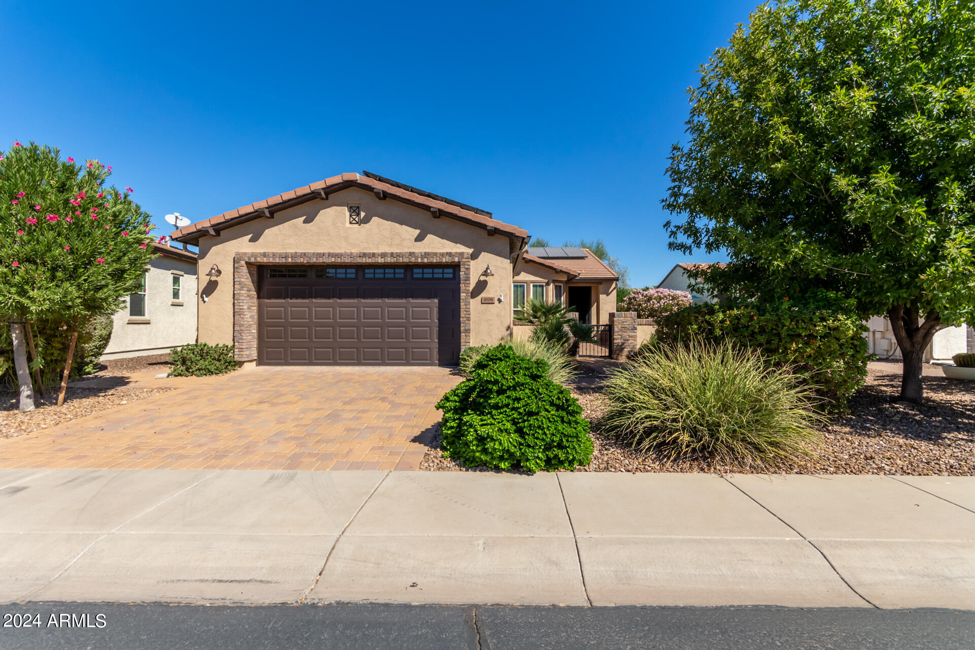 898 E LADDOOS Avenue